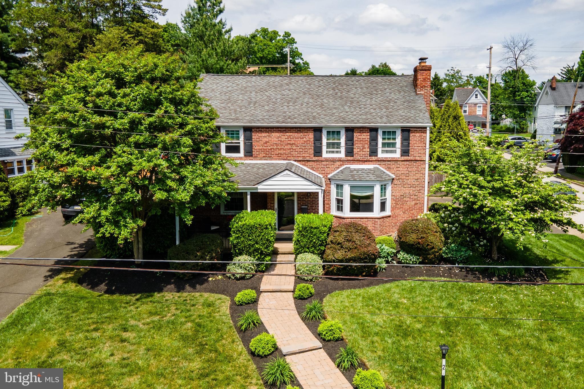 527 BETHAN ROAD
