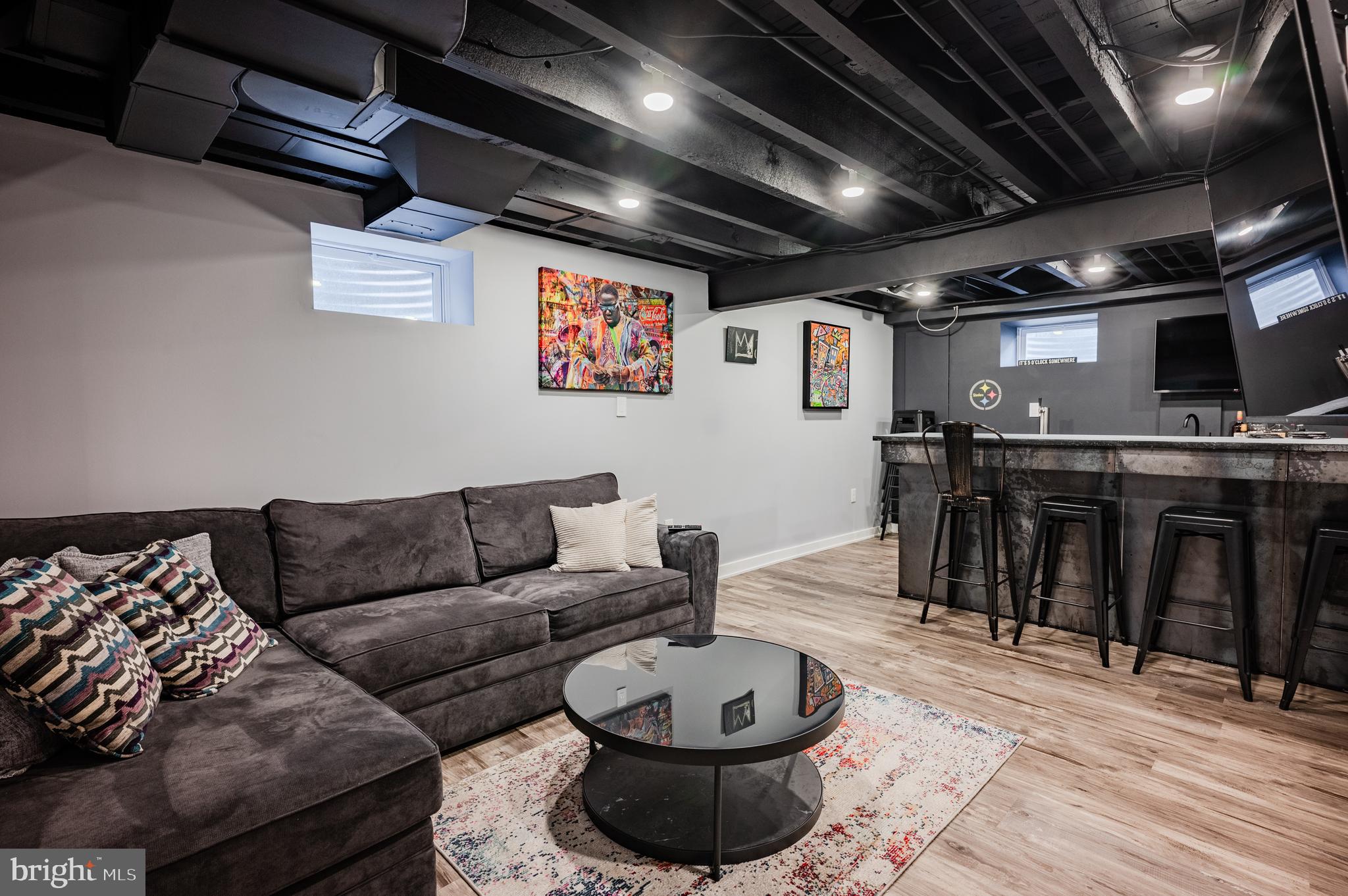 527 BETHAN ROAD