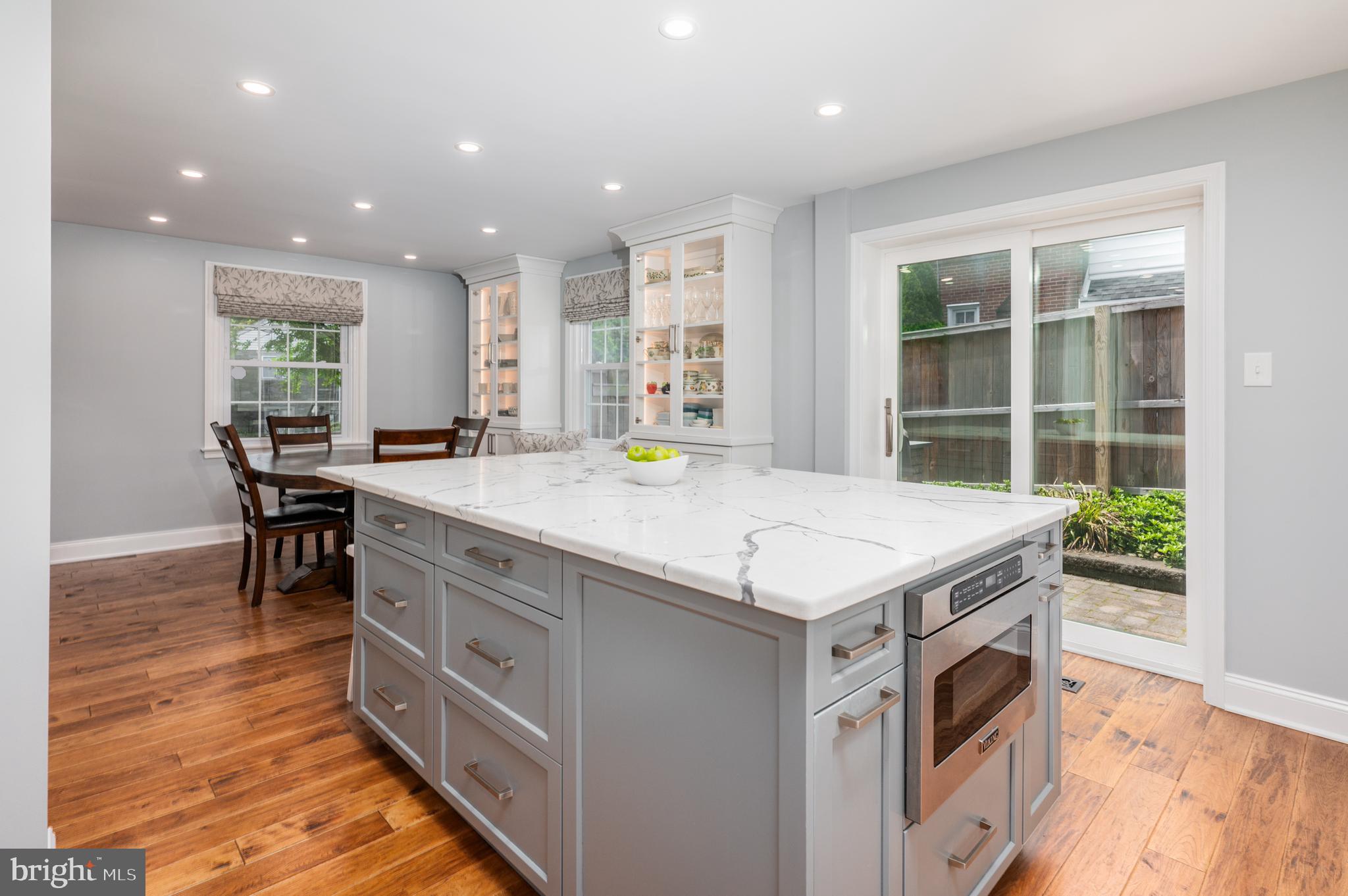 527 BETHAN ROAD