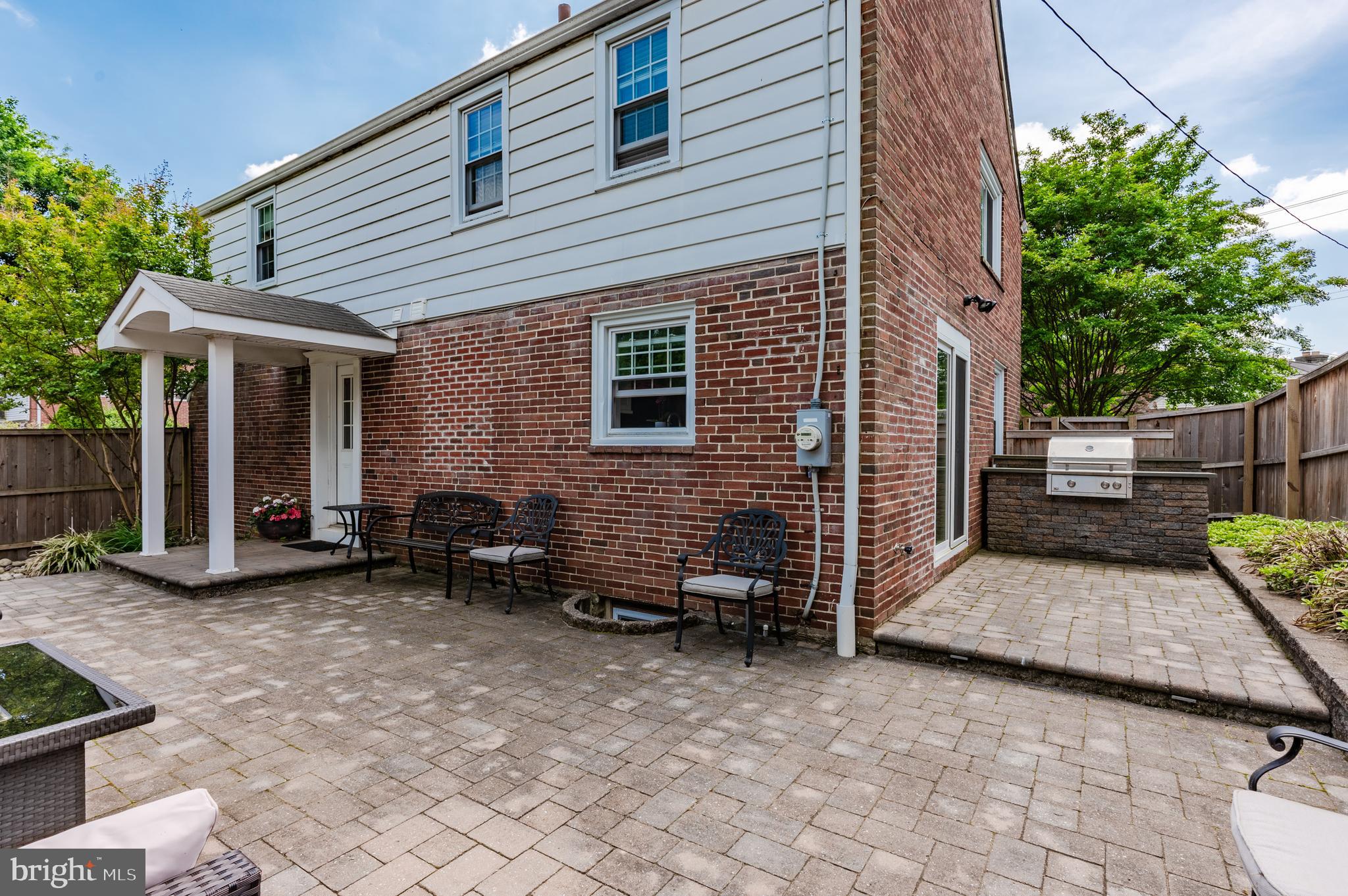 527 BETHAN ROAD