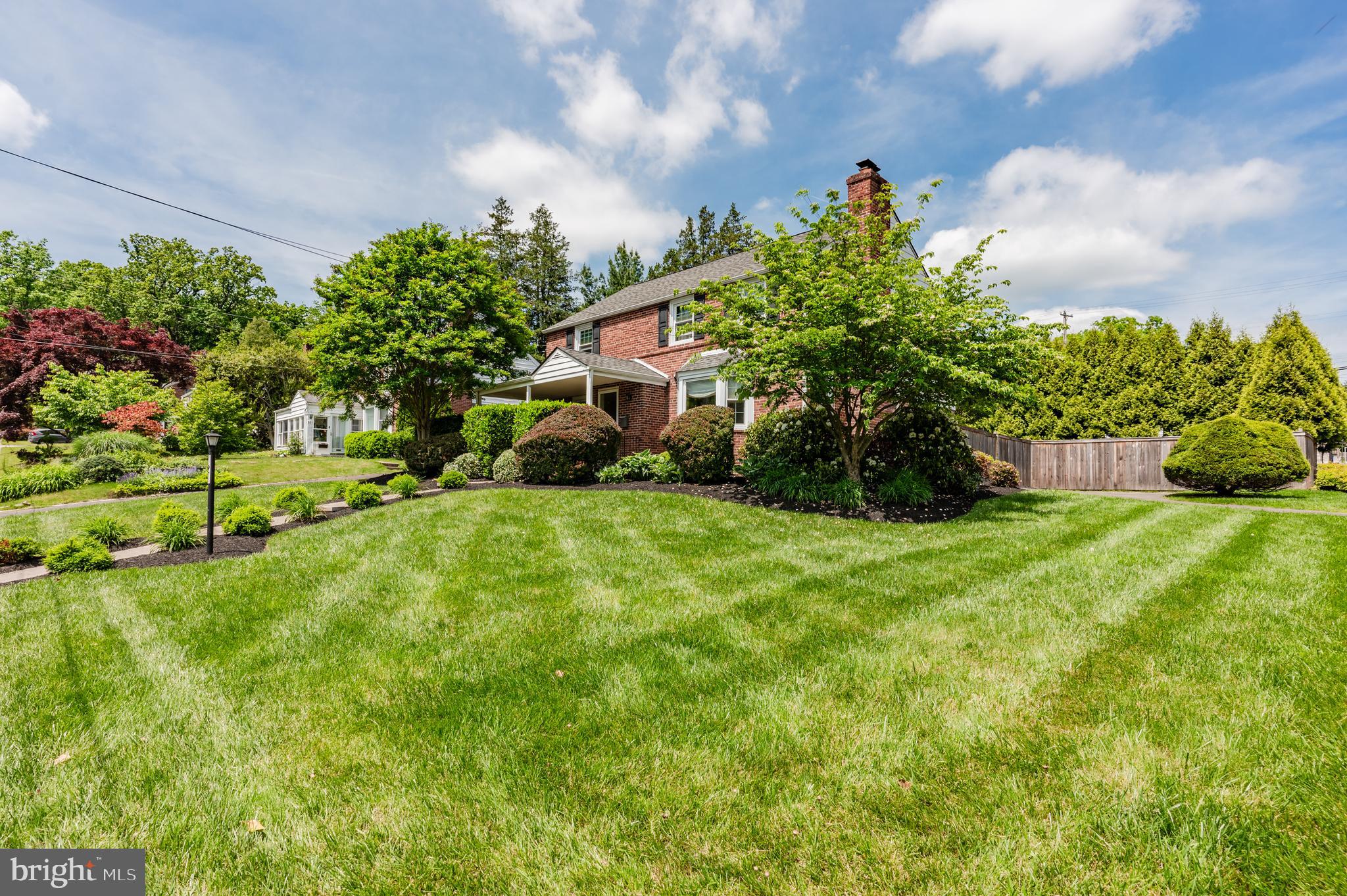 527 BETHAN ROAD