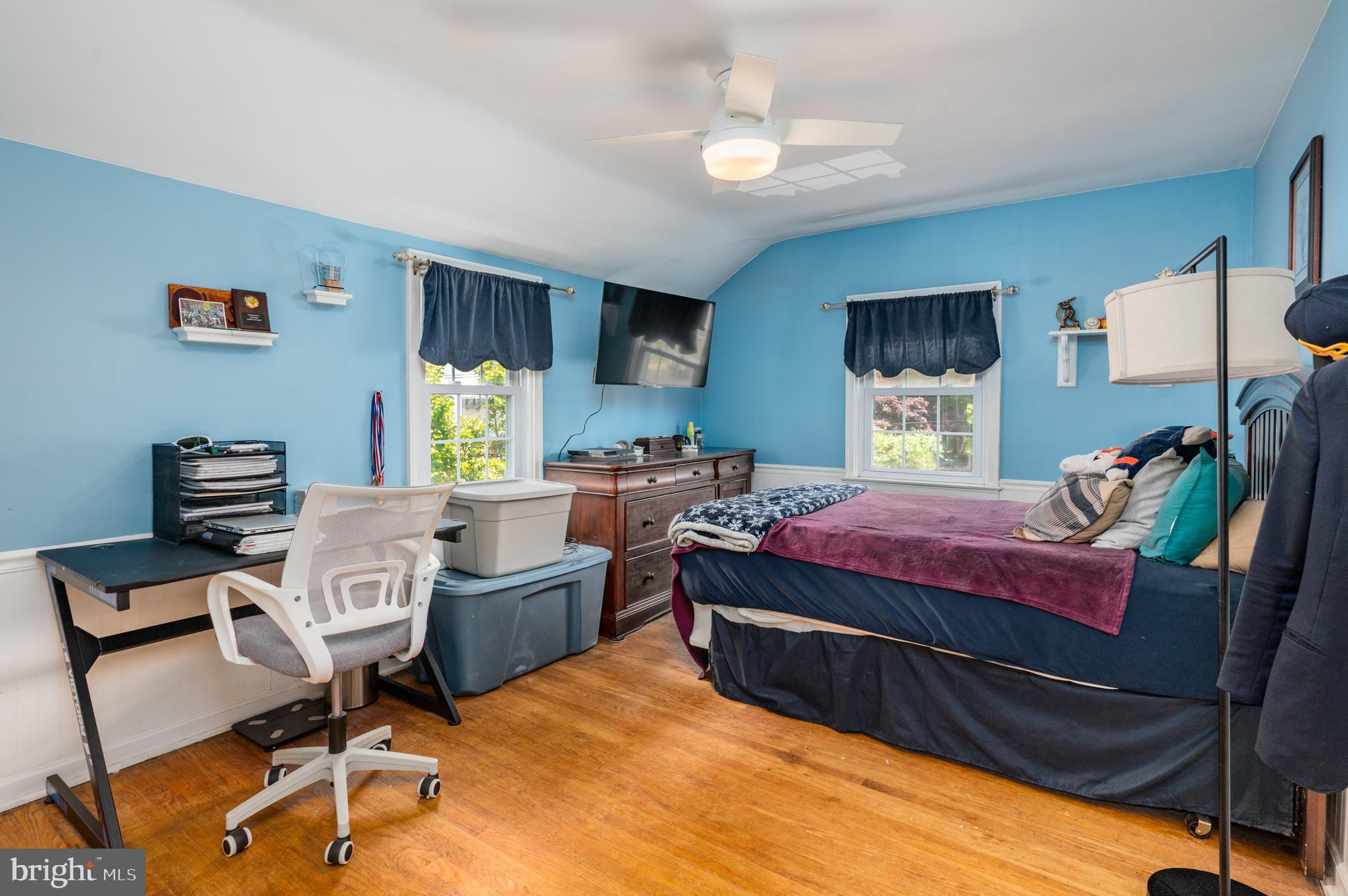 527 BETHAN ROAD