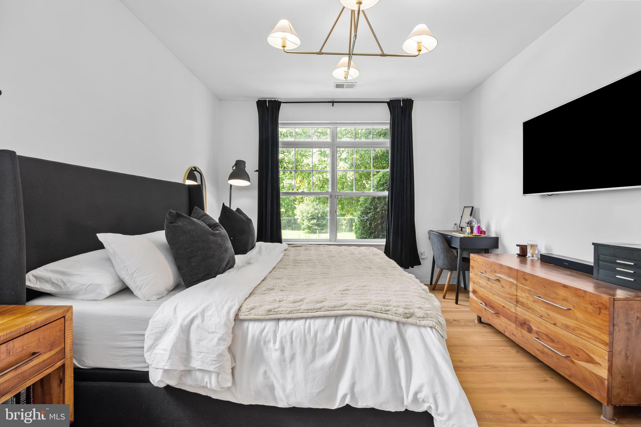 501 Dresher Woods Dr