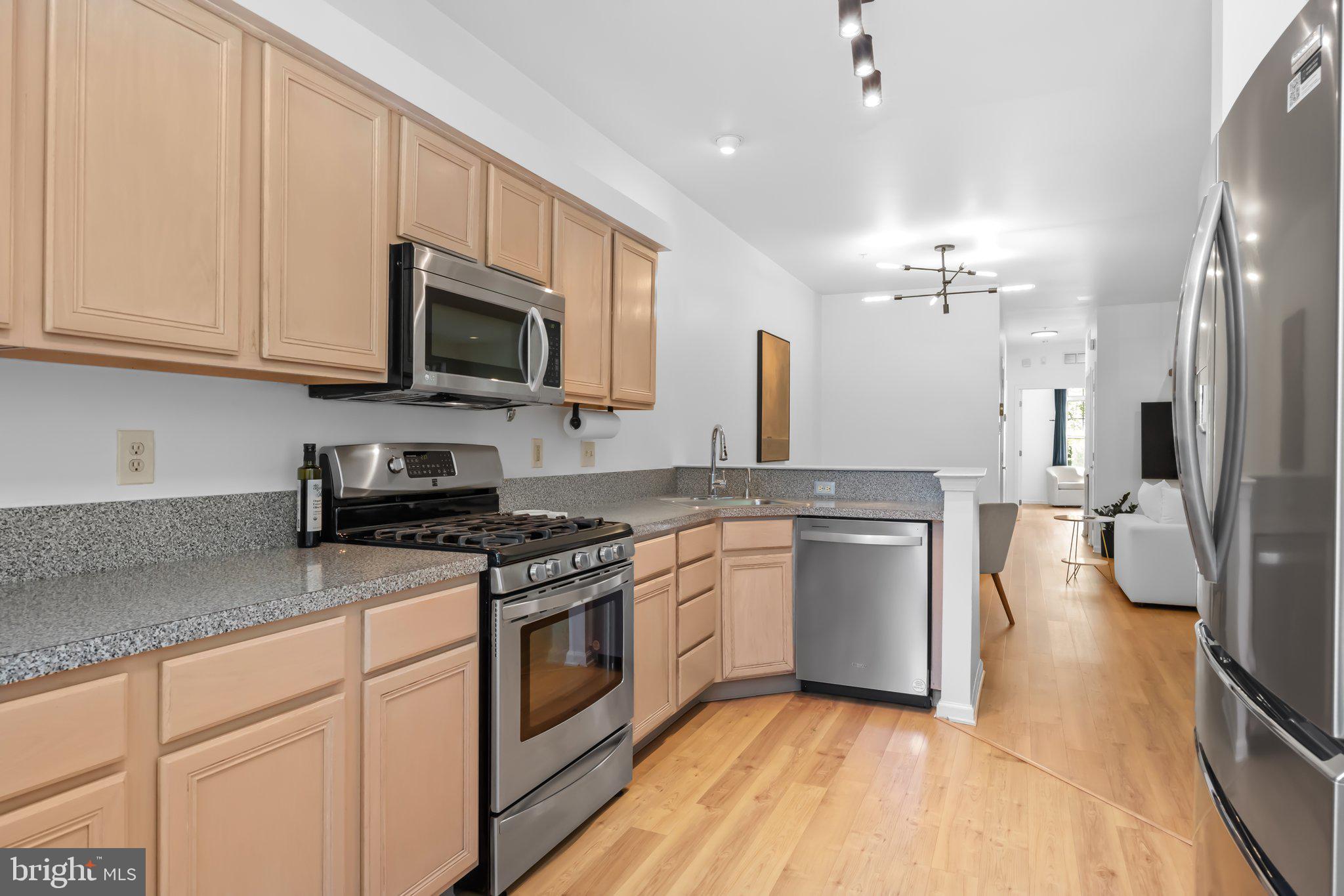 501 Dresher Woods Dr