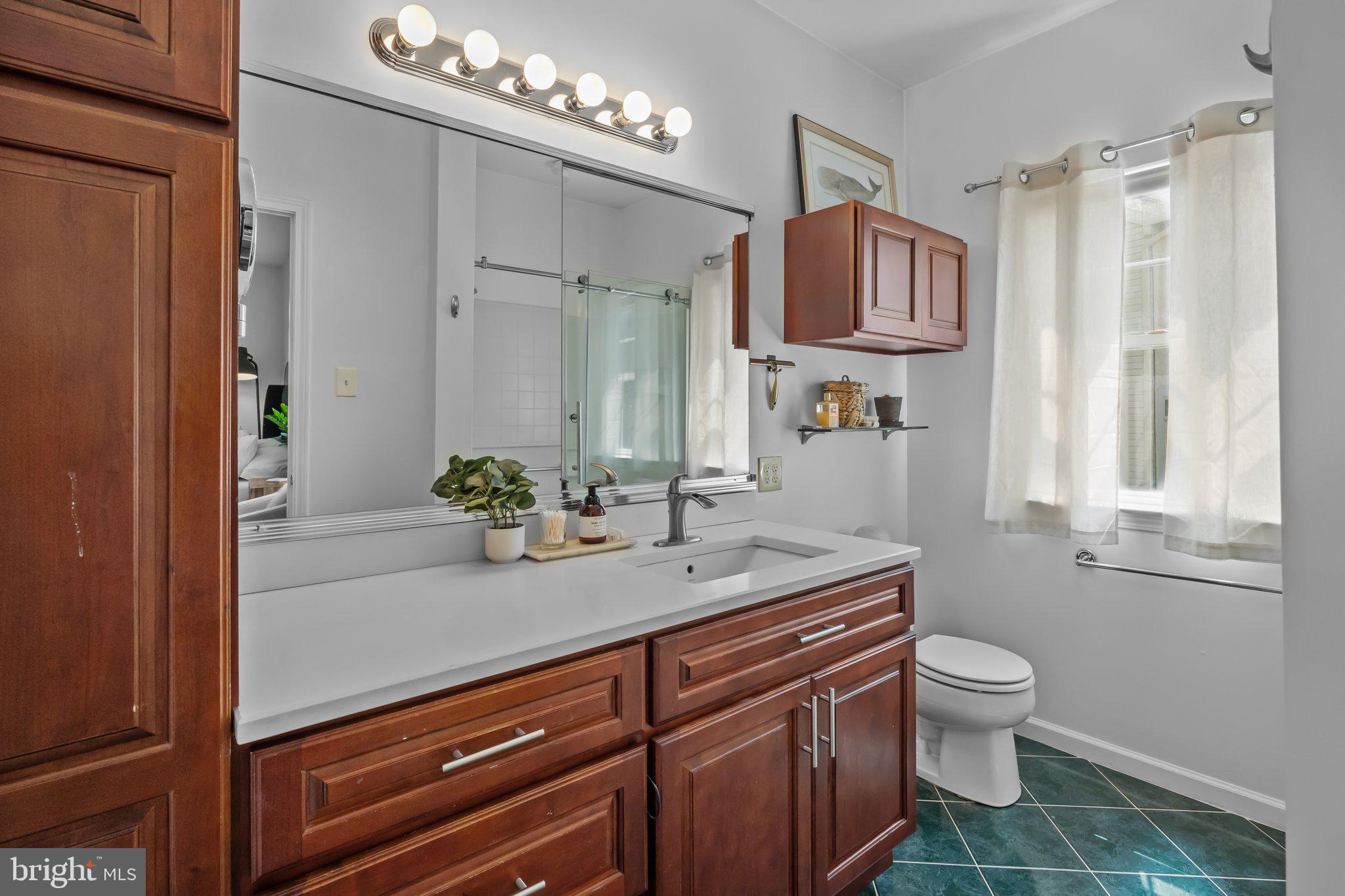 501 Dresher Woods Dr