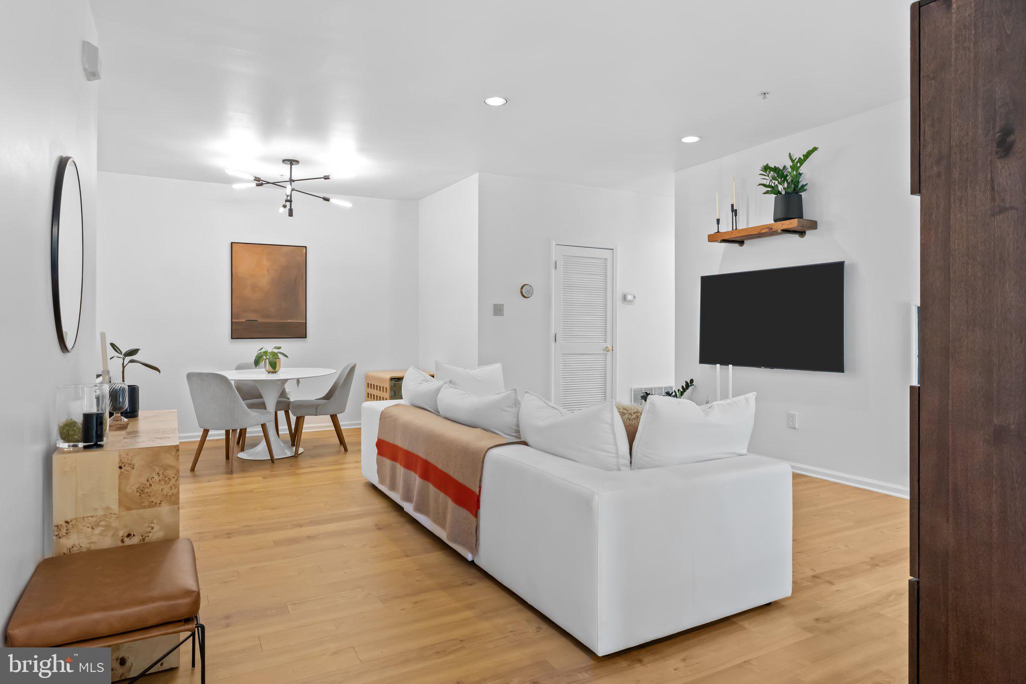 501 Dresher Woods Dr