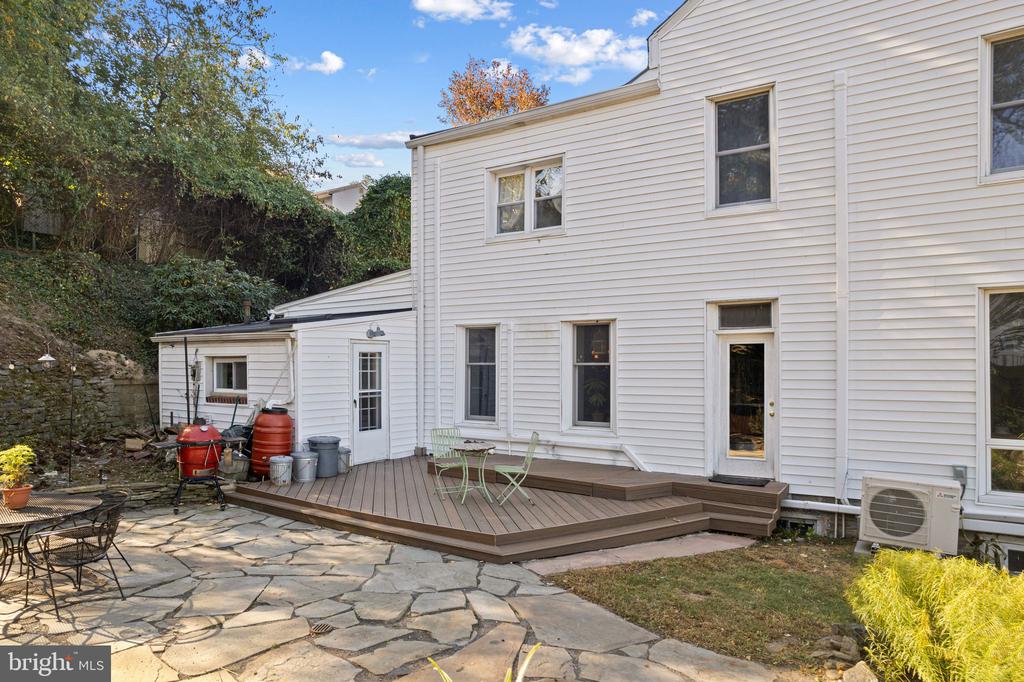 44 Jefferson St