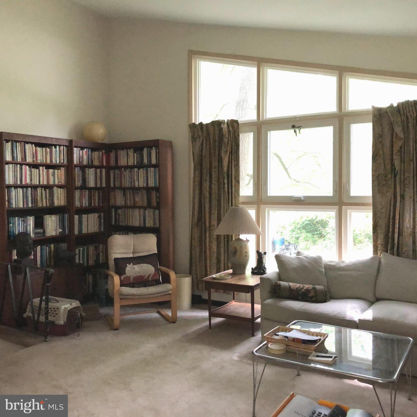 26 Camelot Dr