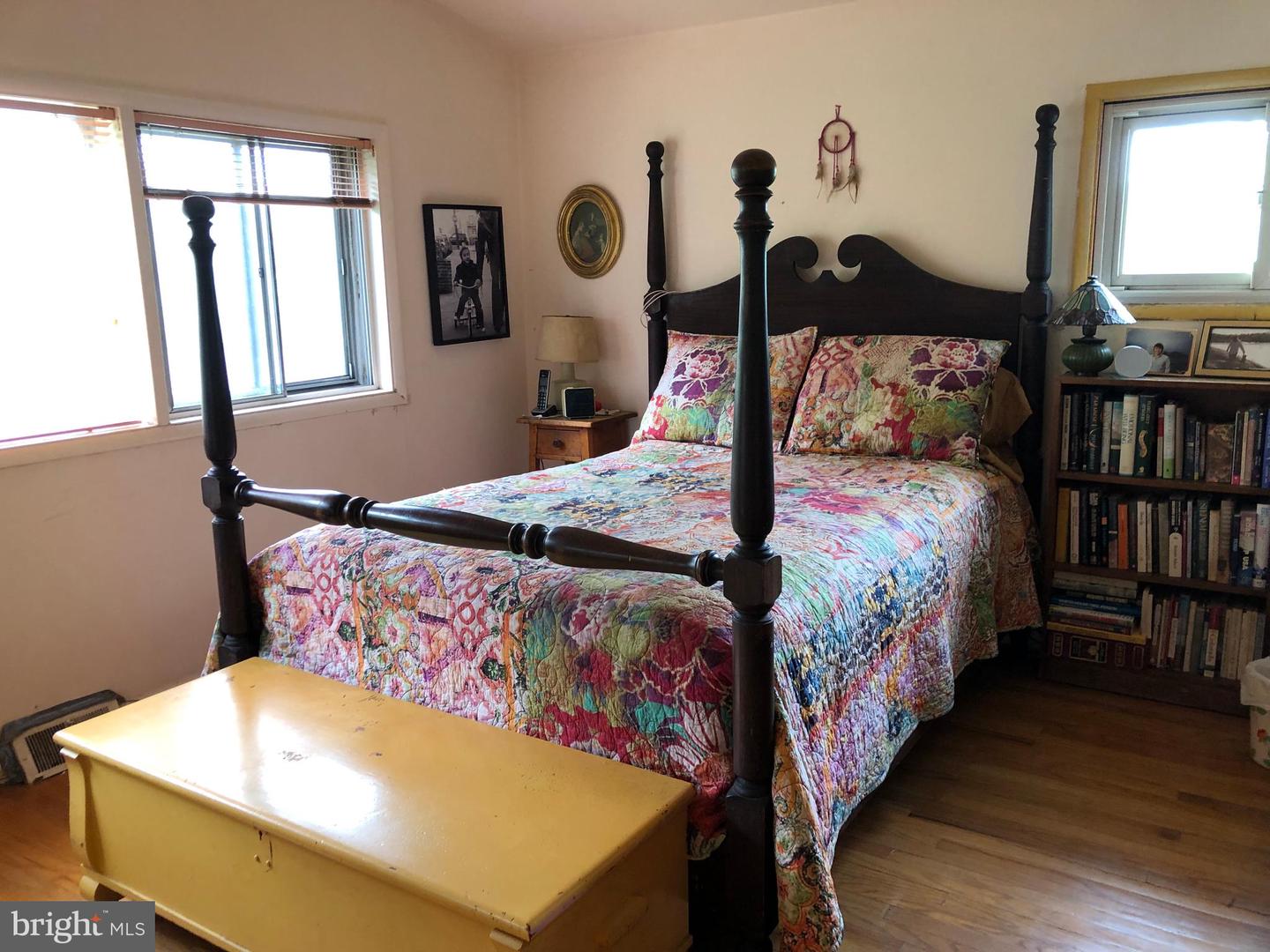 26 Camelot Dr