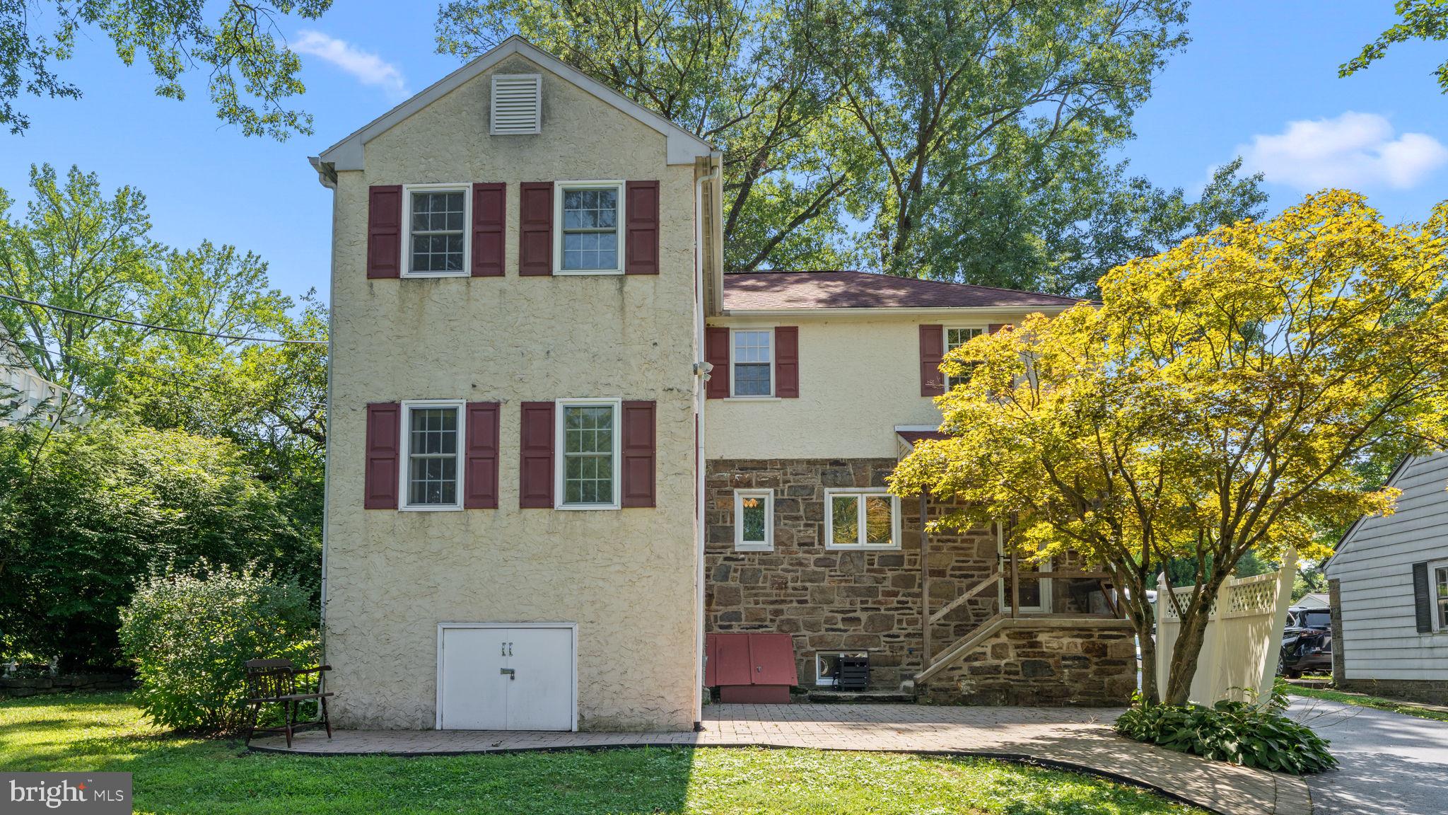 2411 Alan Rd
