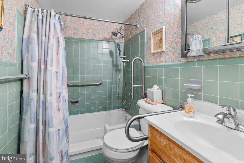 7900 OLD YORK ROAD 309-A