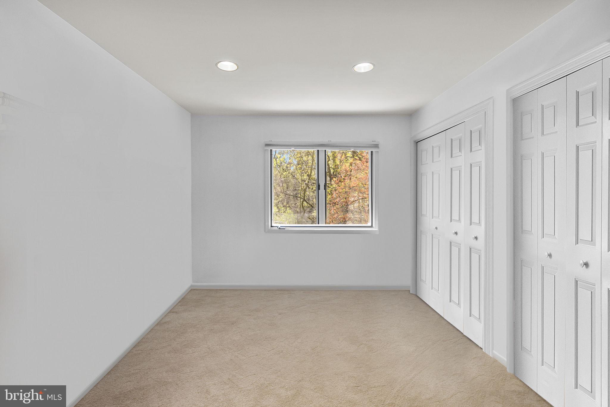 352 RIVER BIRCH CIRCLE 35-2