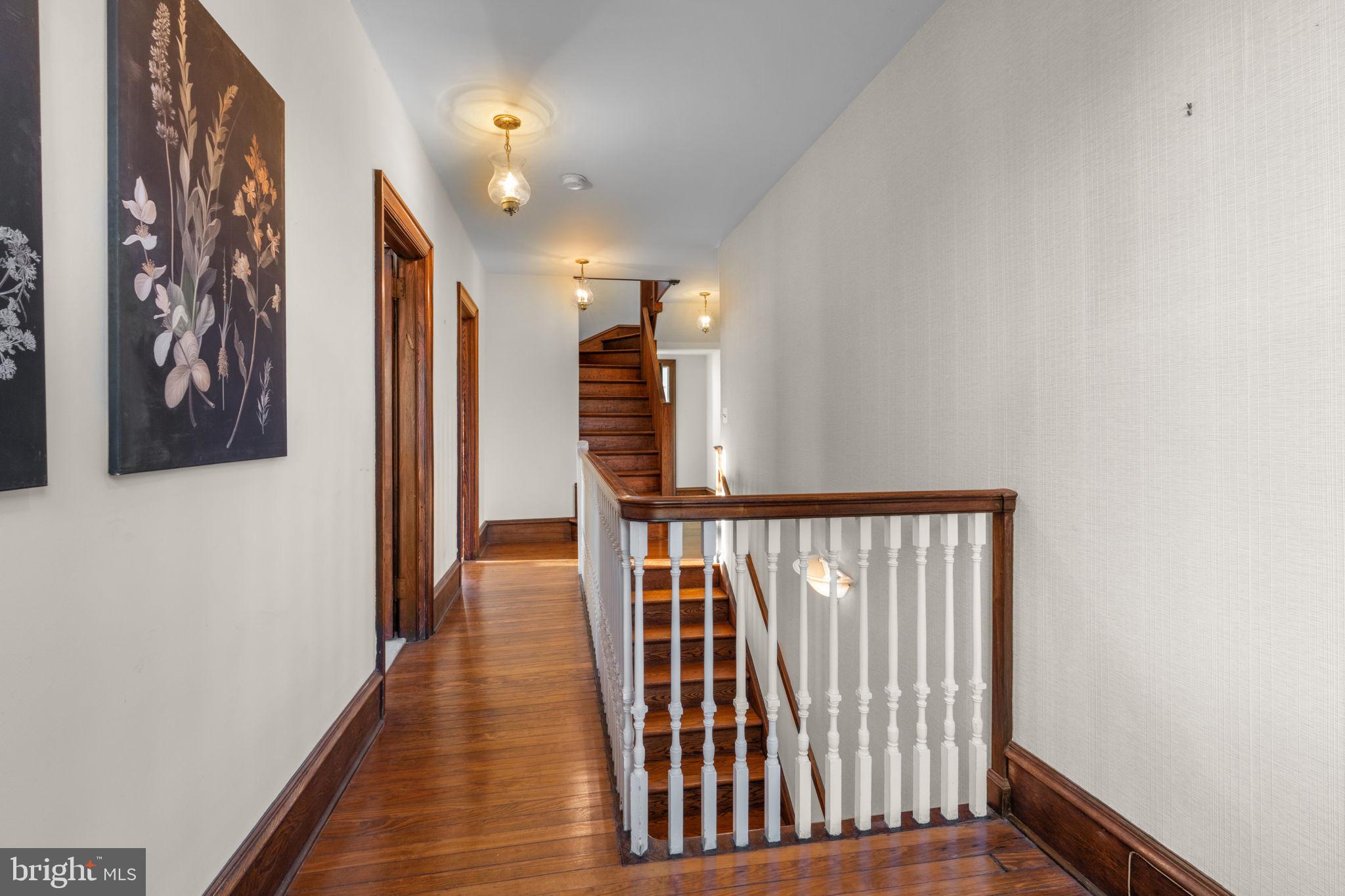 511 E WILLOW GROVE AVENUE