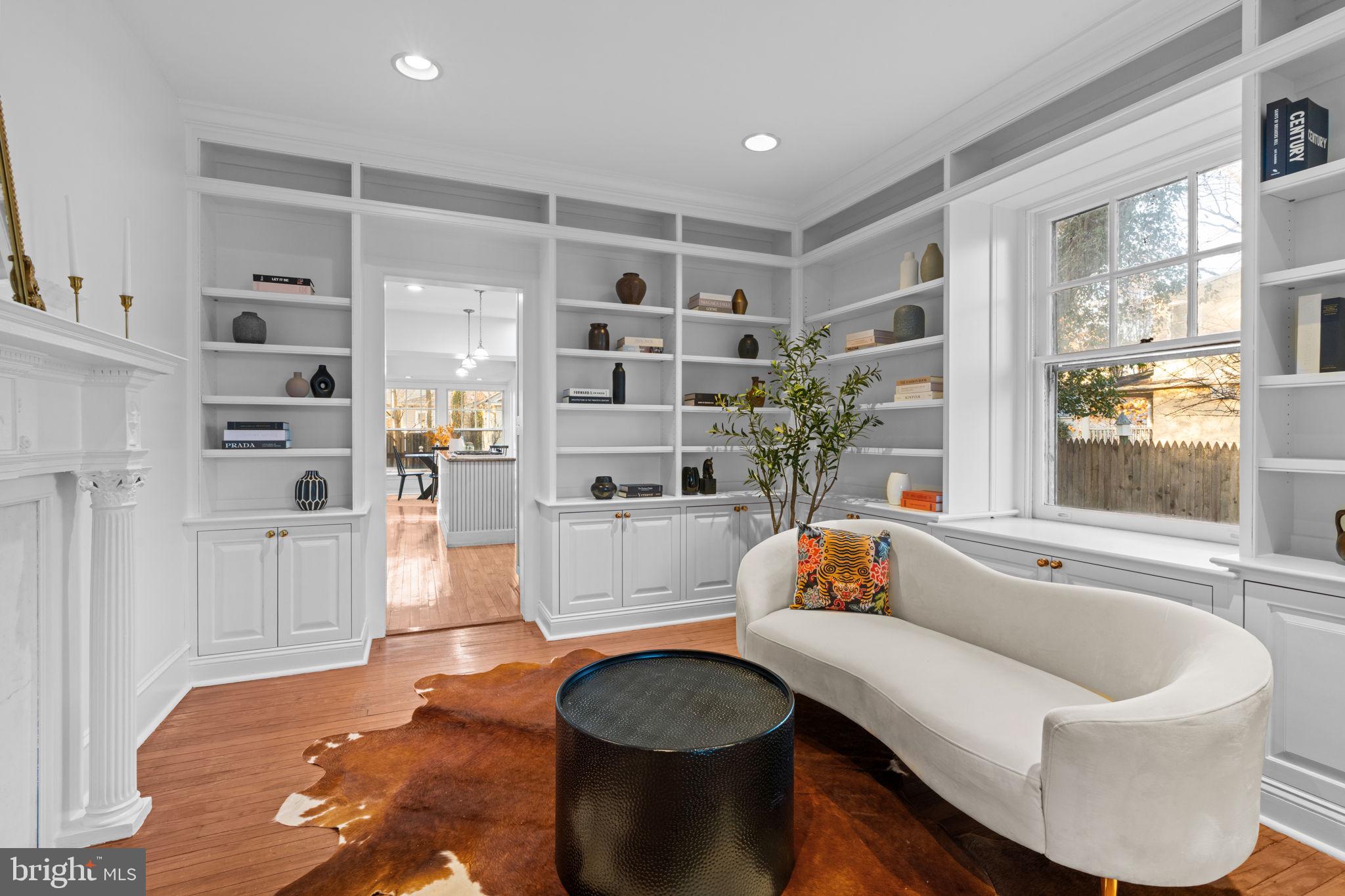 511 E WILLOW GROVE AVENUE