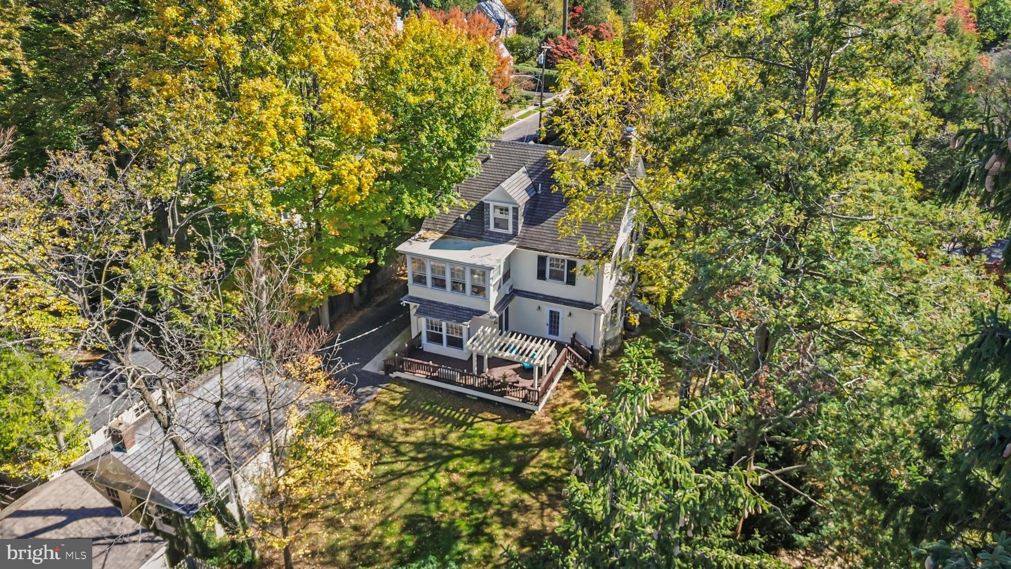 511 E WILLOW GROVE AVENUE