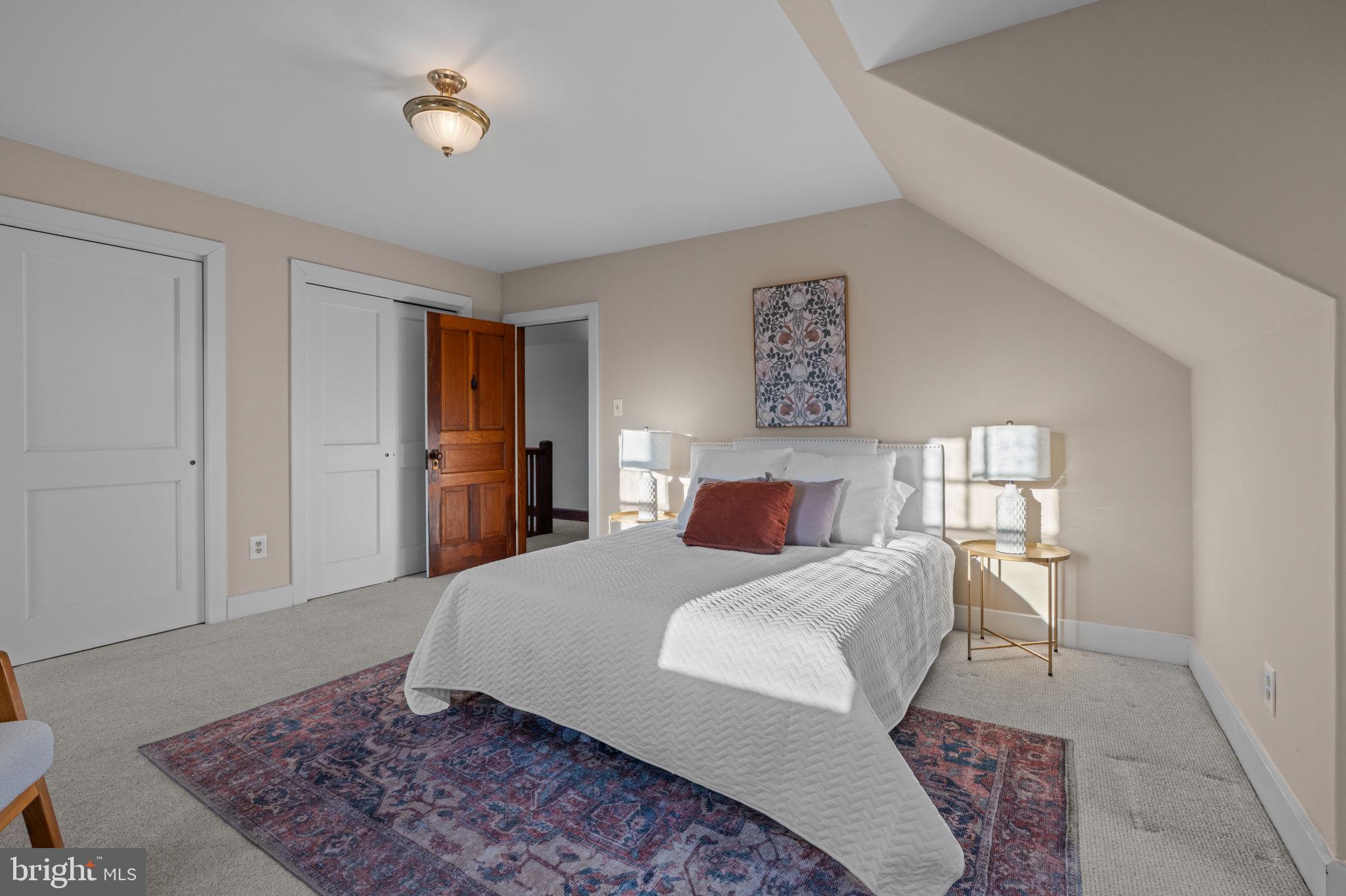 511 E WILLOW GROVE AVENUE