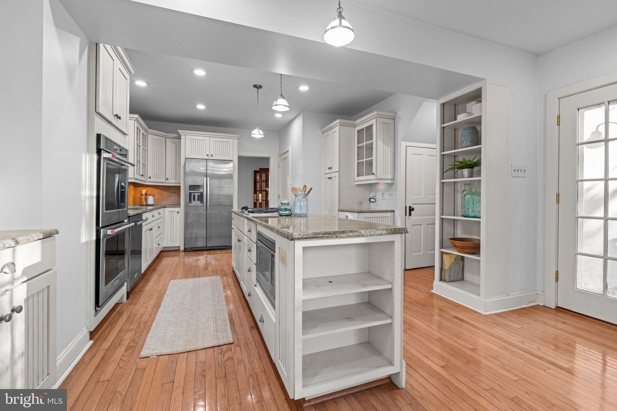 511 E WILLOW GROVE AVENUE