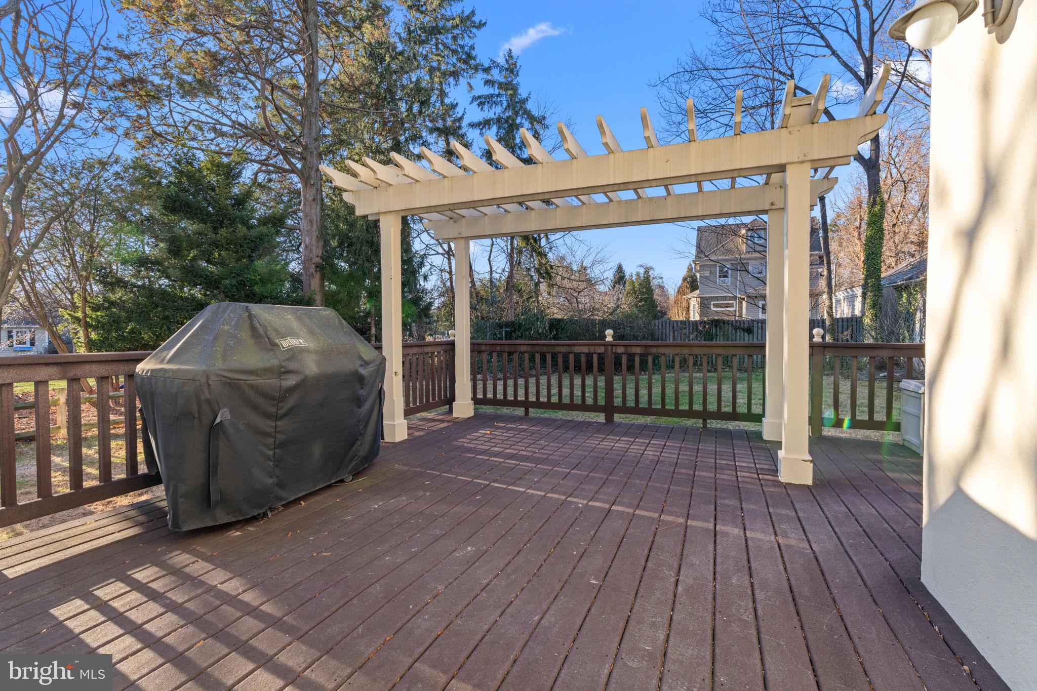 511 E WILLOW GROVE AVENUE