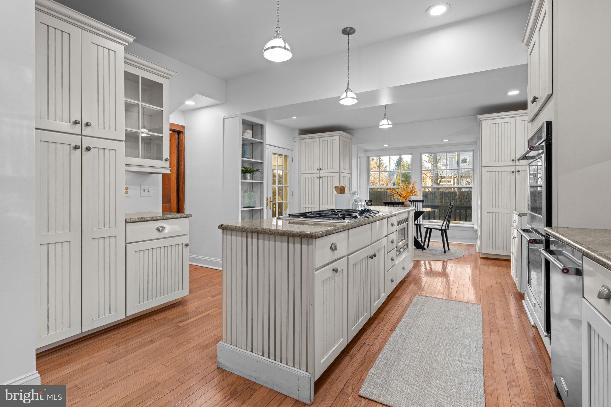 511 E WILLOW GROVE AVENUE