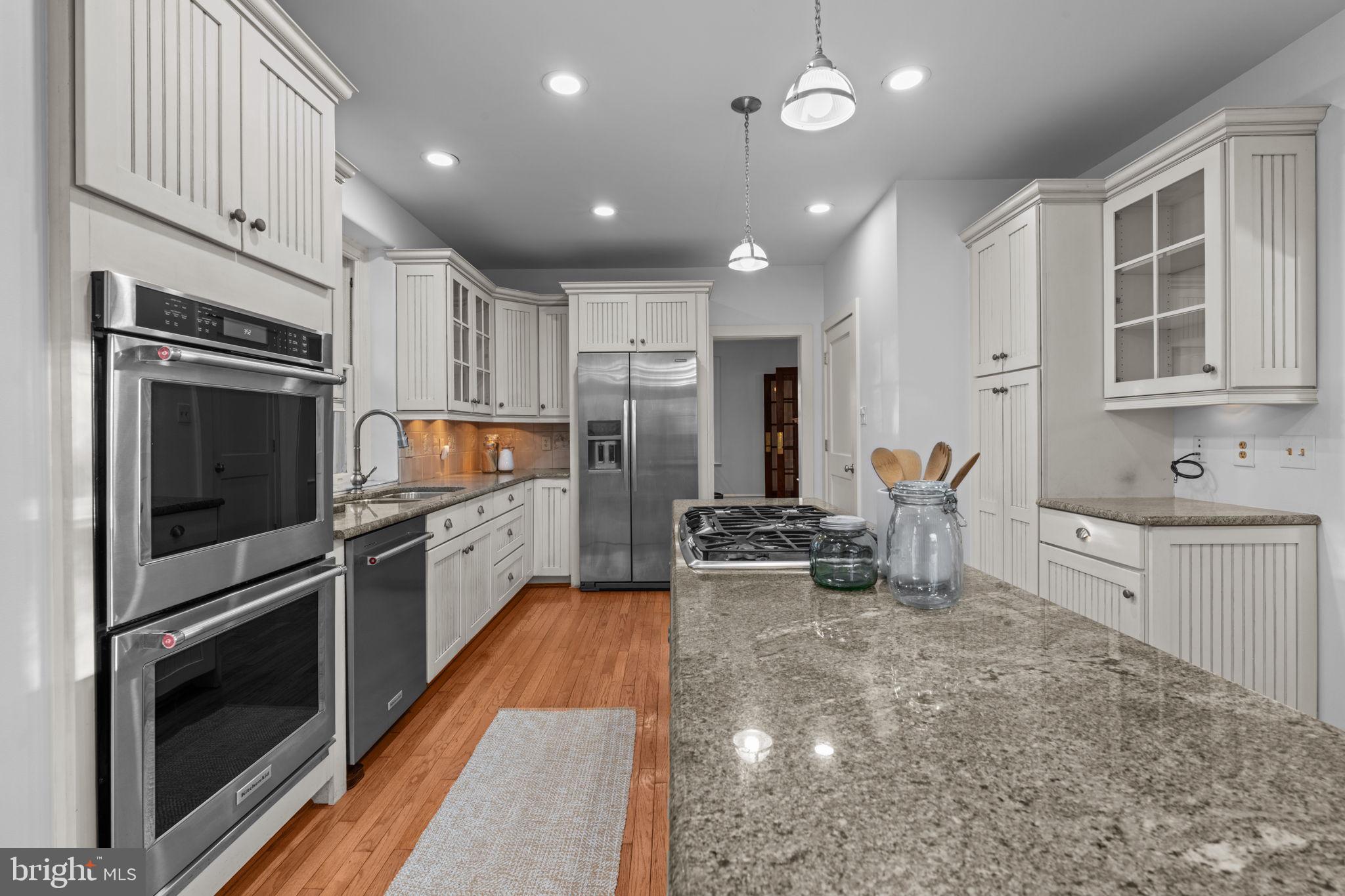 511 E WILLOW GROVE AVENUE