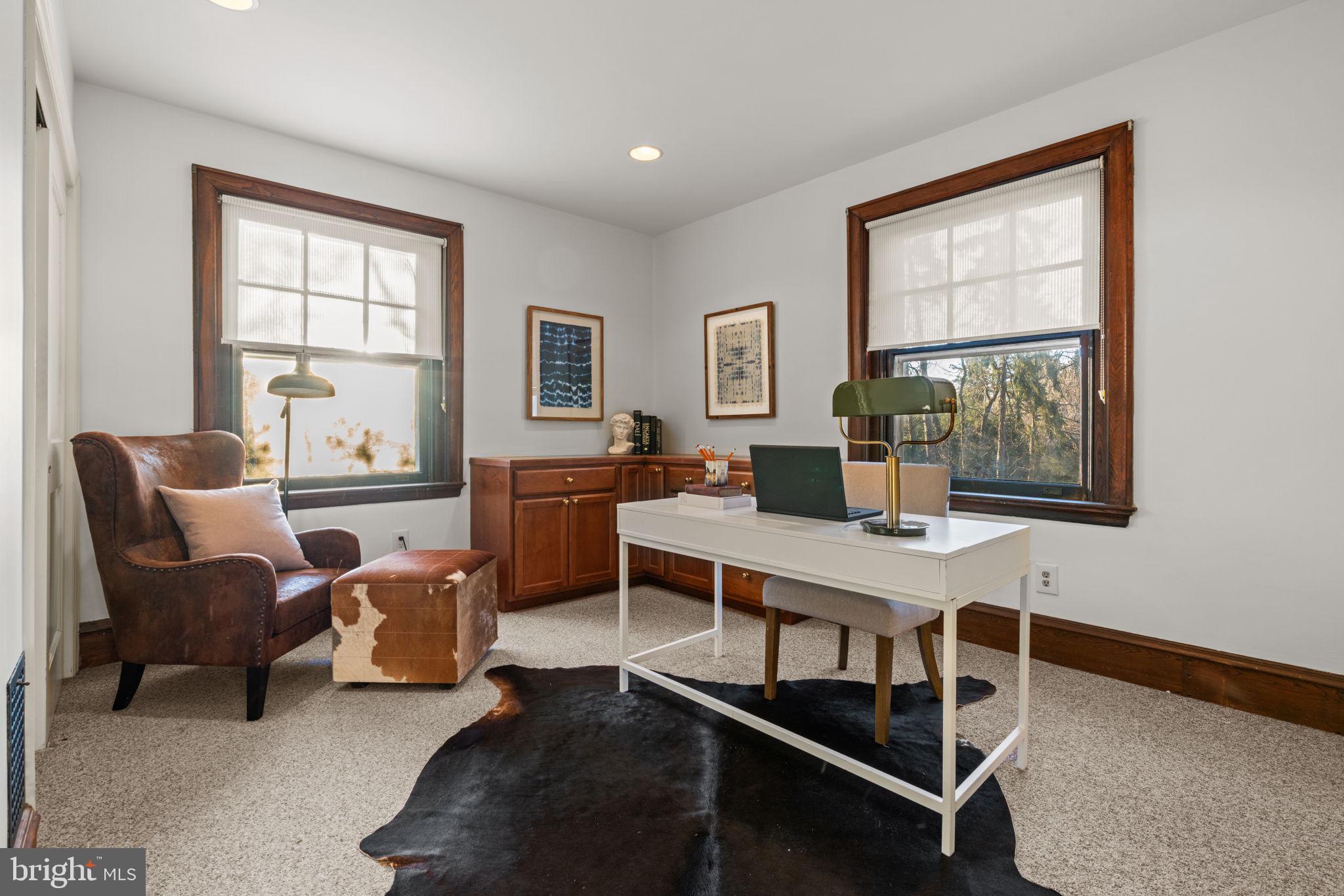 511 E WILLOW GROVE AVENUE