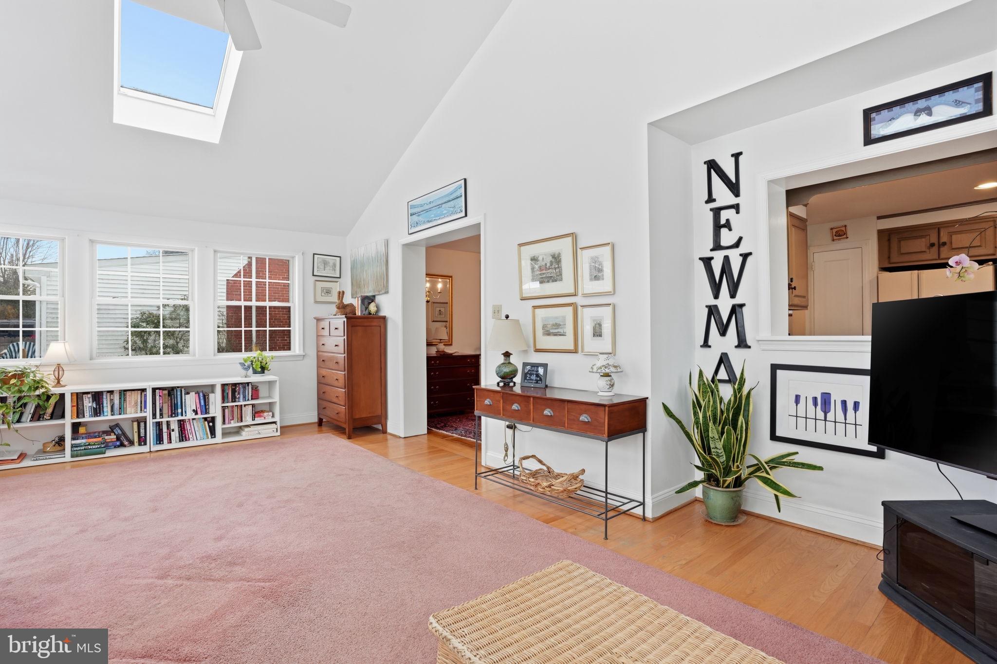 216 HEATHERWOOD ROAD