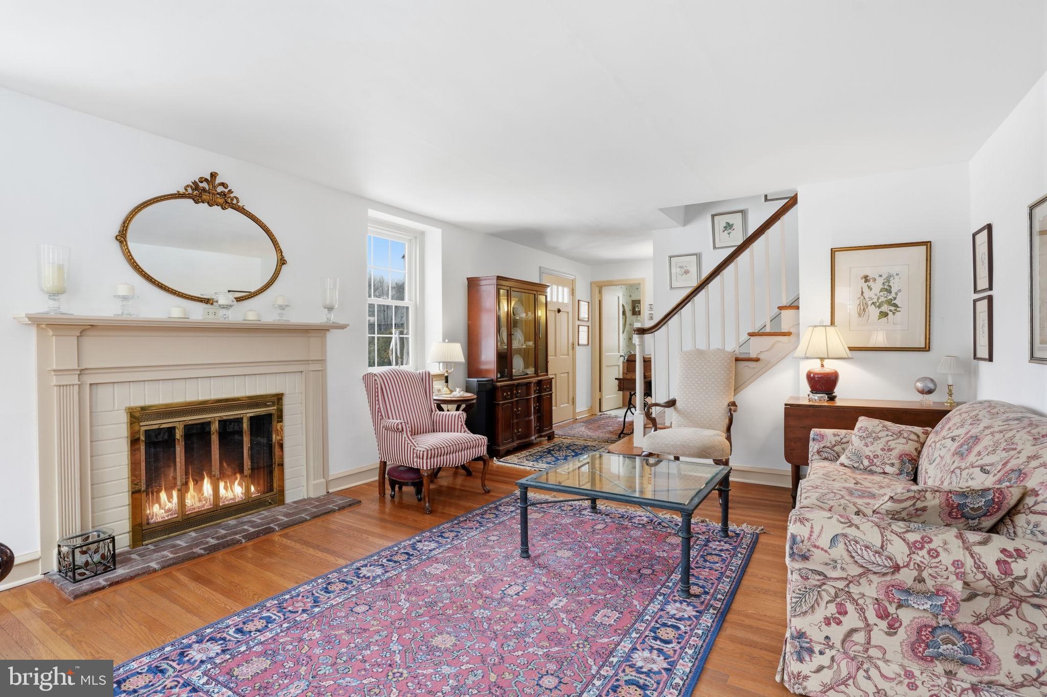 216 HEATHERWOOD ROAD