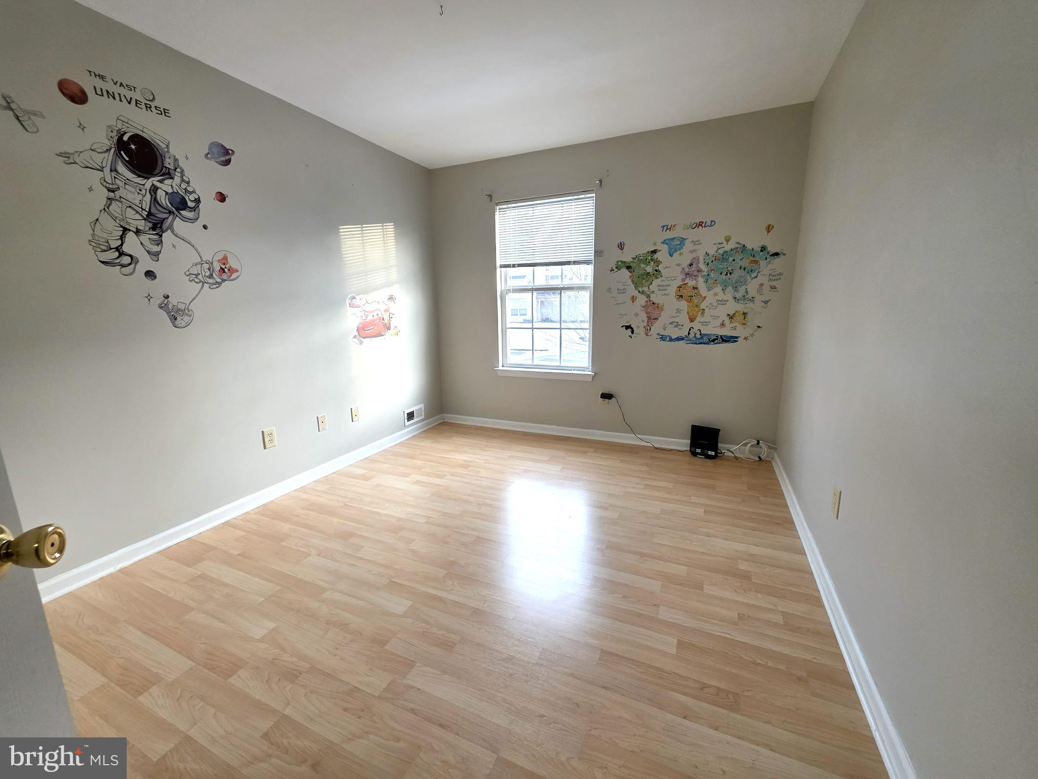 347 GLENN ROSE CIRCLE