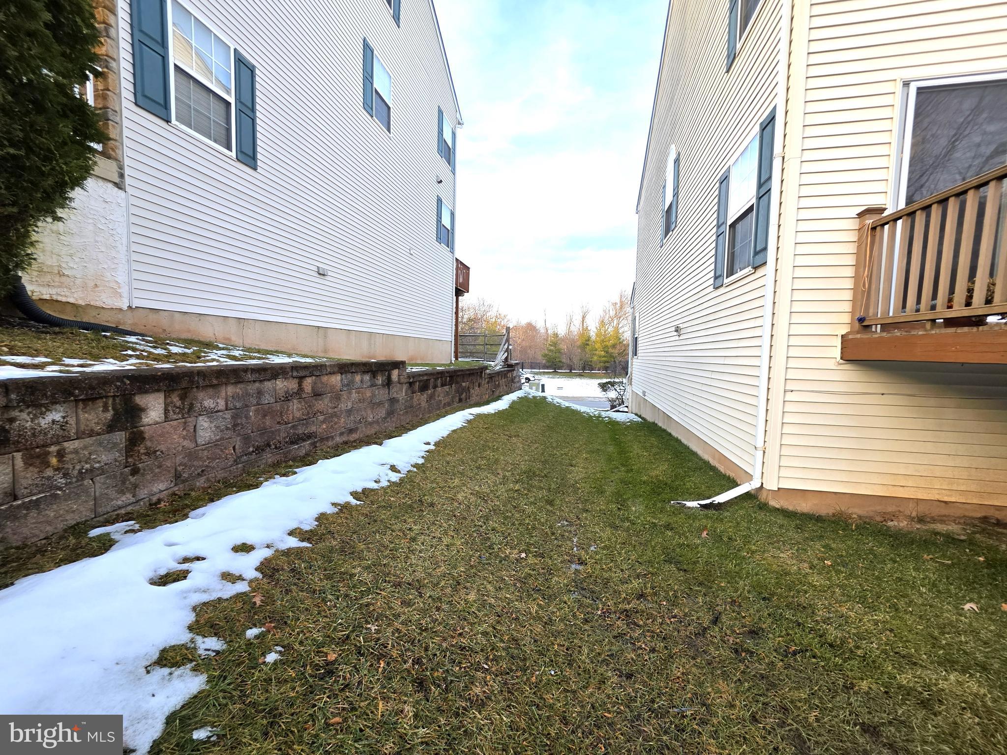 347 GLENN ROSE CIRCLE