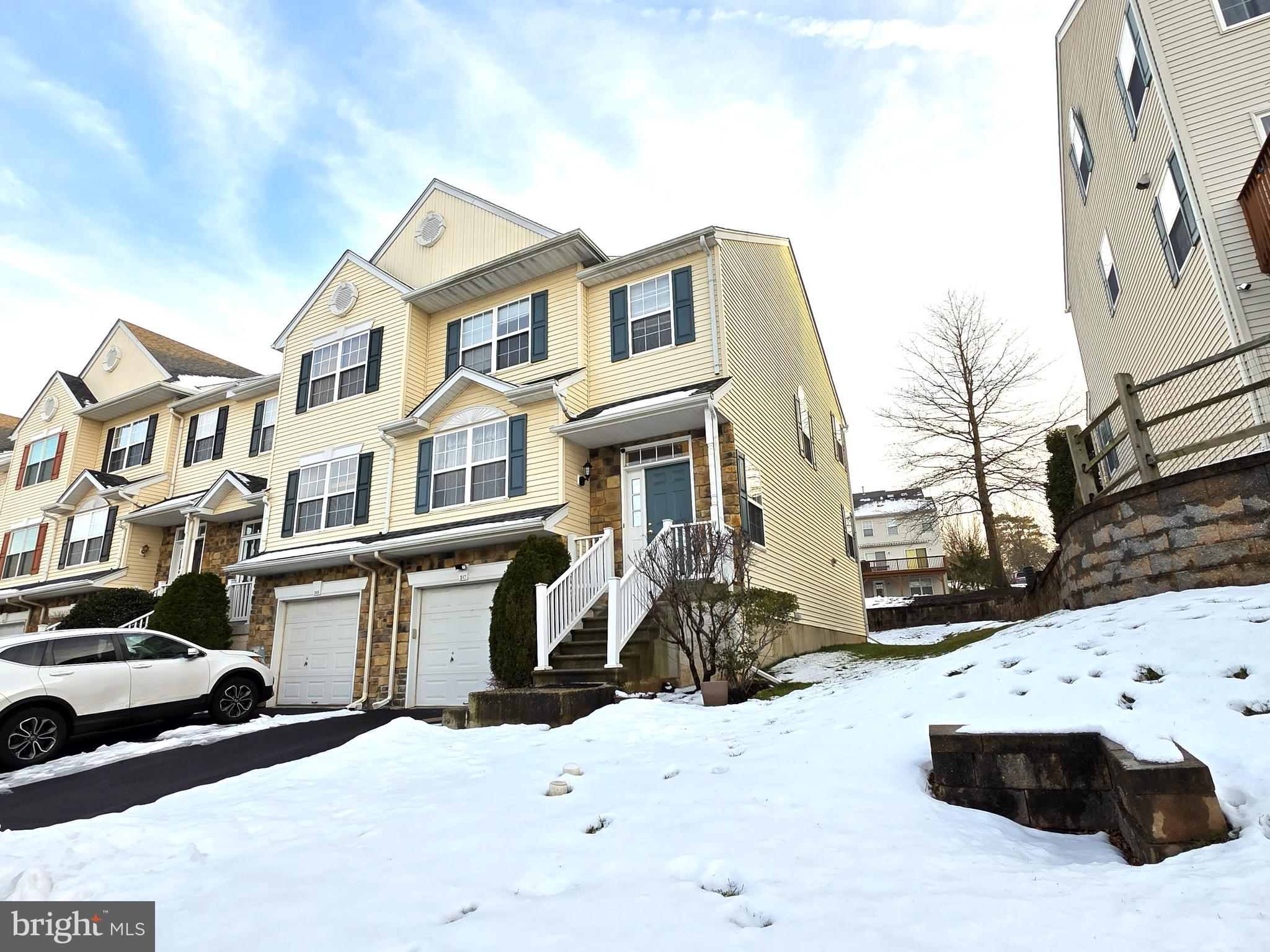 347 GLENN ROSE CIRCLE