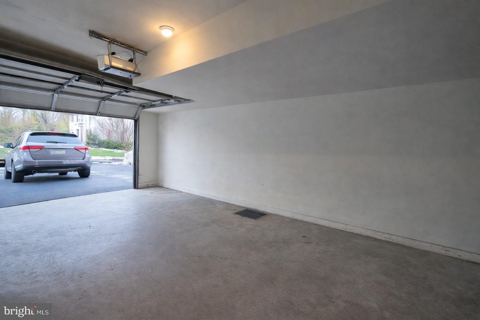 347 GLENN ROSE CIRCLE