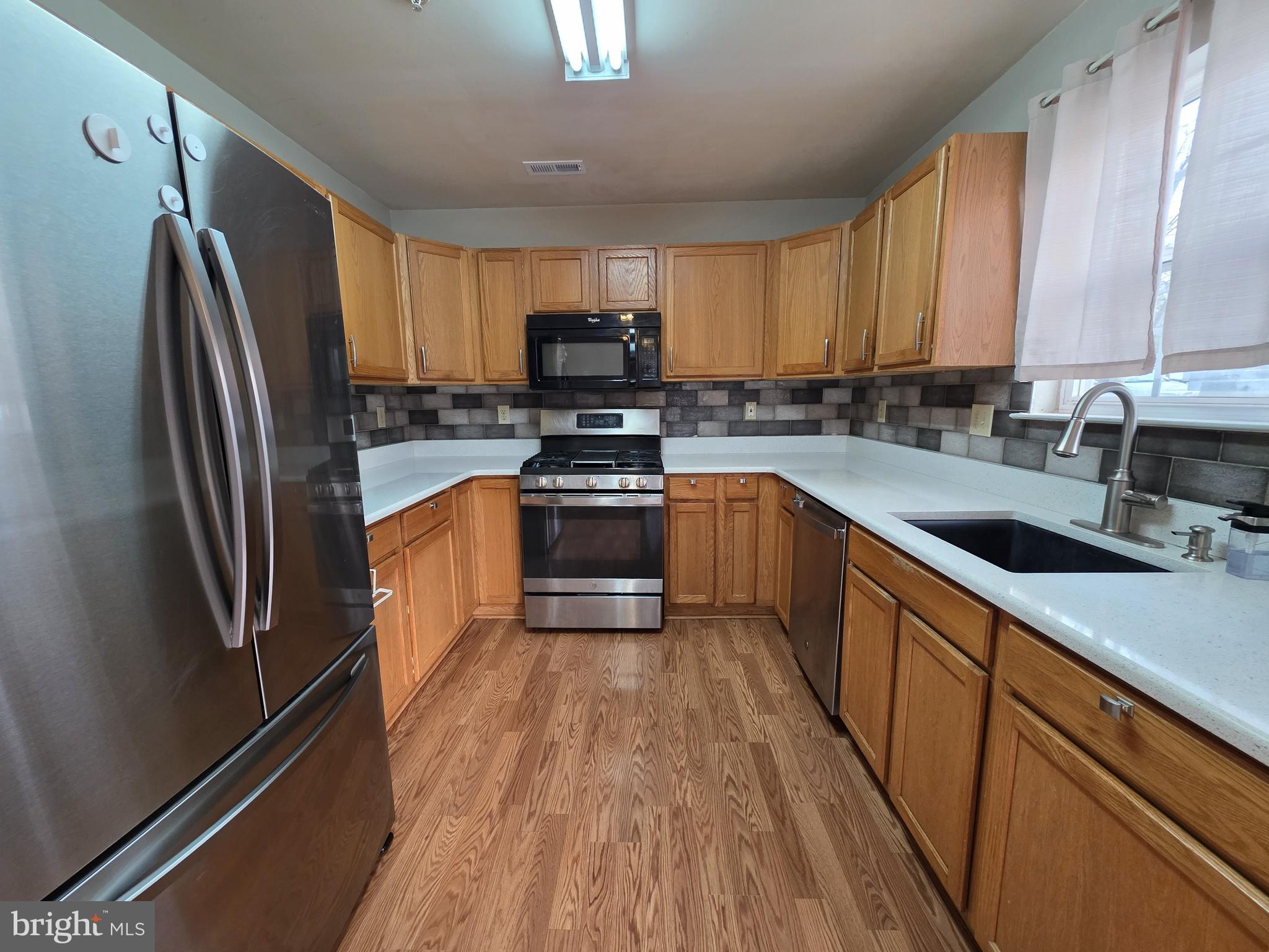 347 GLENN ROSE CIRCLE