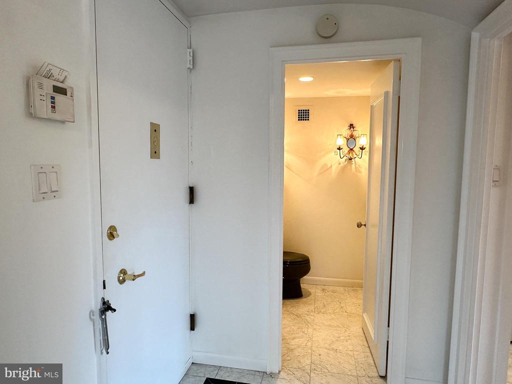 1001 CITY AVENUE W-405