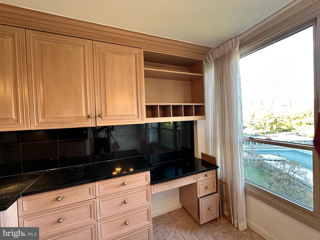 1001 CITY AVENUE W-405