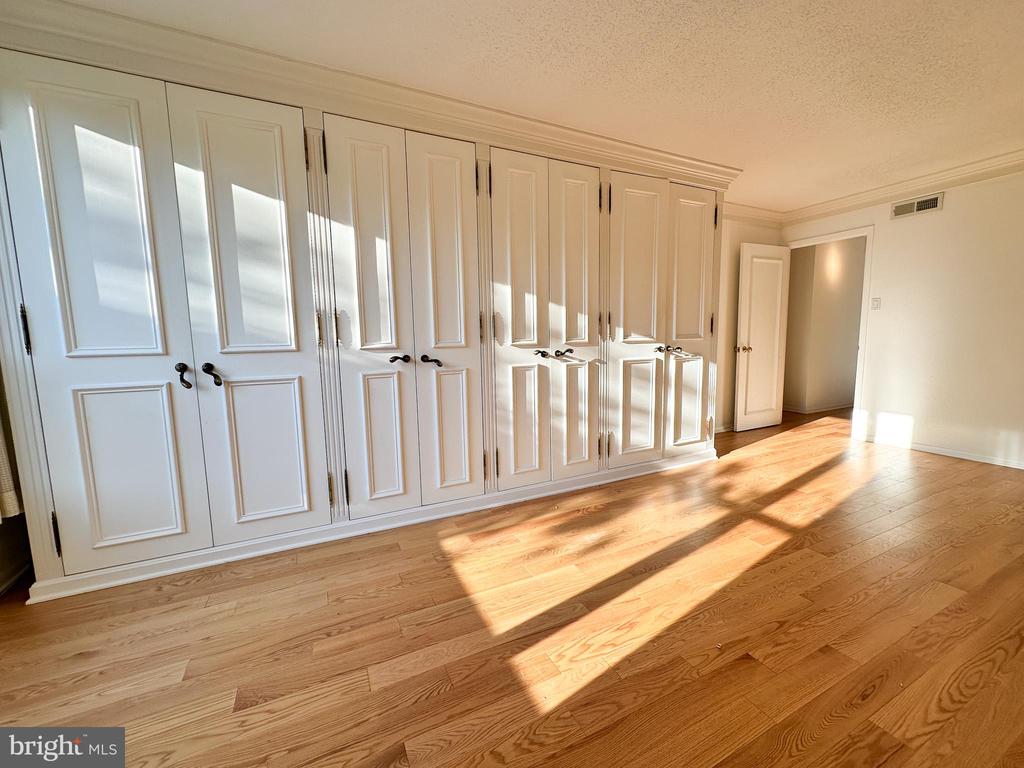 1001 CITY AVENUE W-405