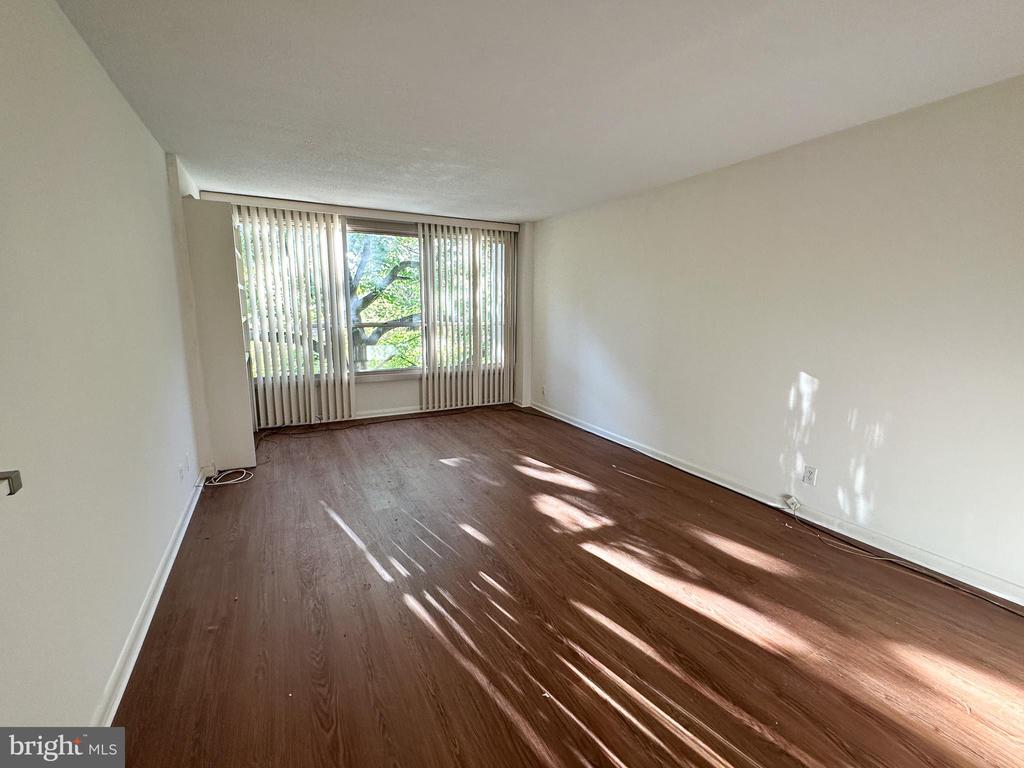 1001 CITY AVENUE W-405