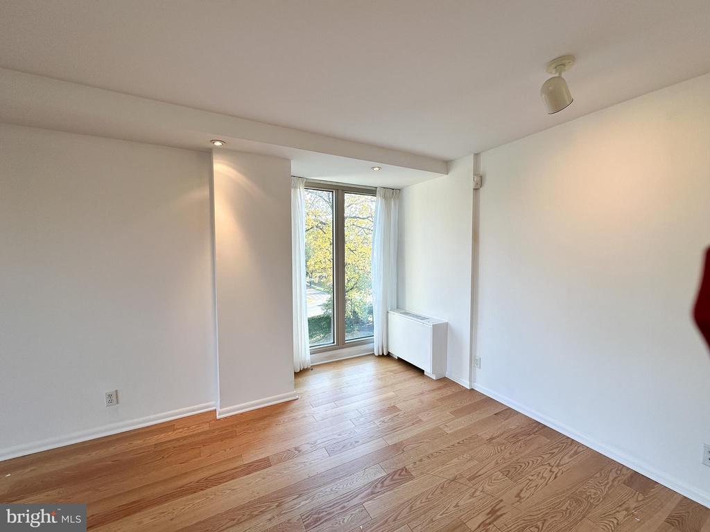 1001 CITY AVENUE W-405