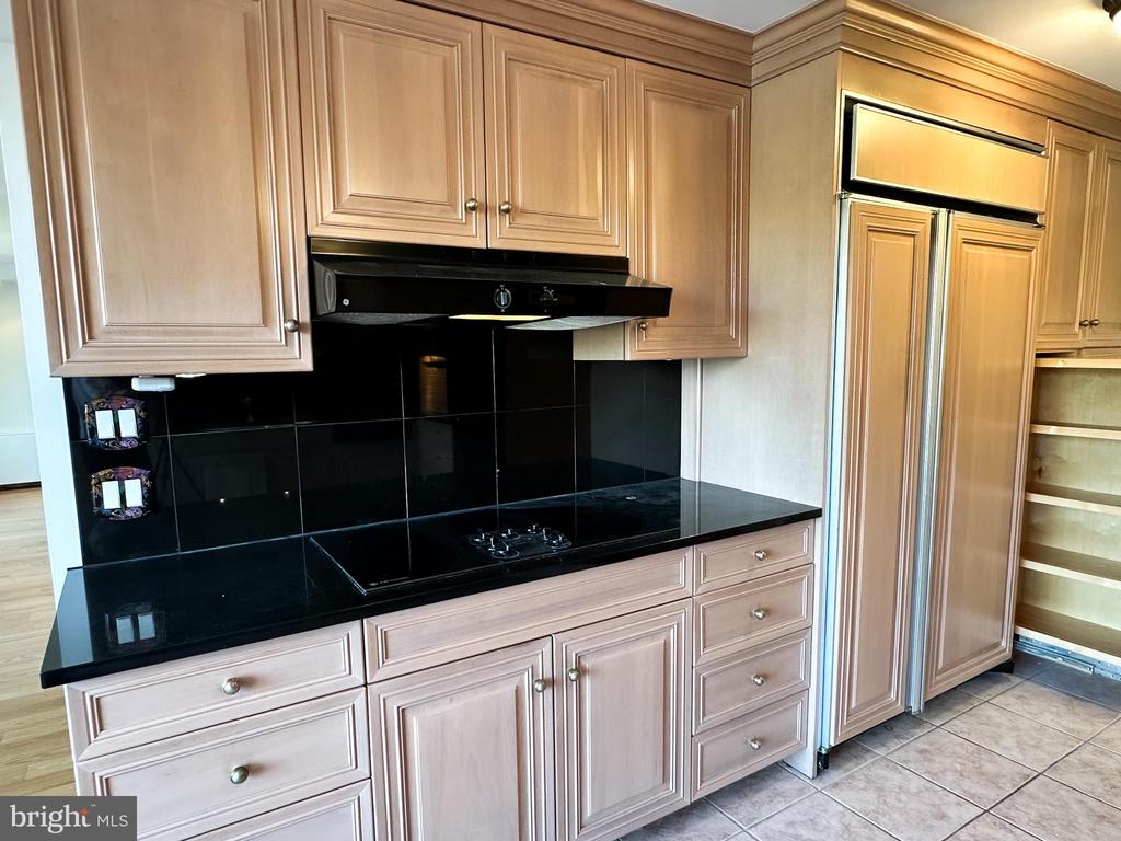 1001 CITY AVENUE W-405