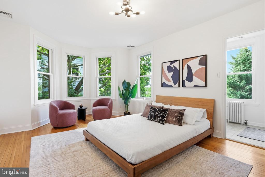 104 GRAYLING AVENUE