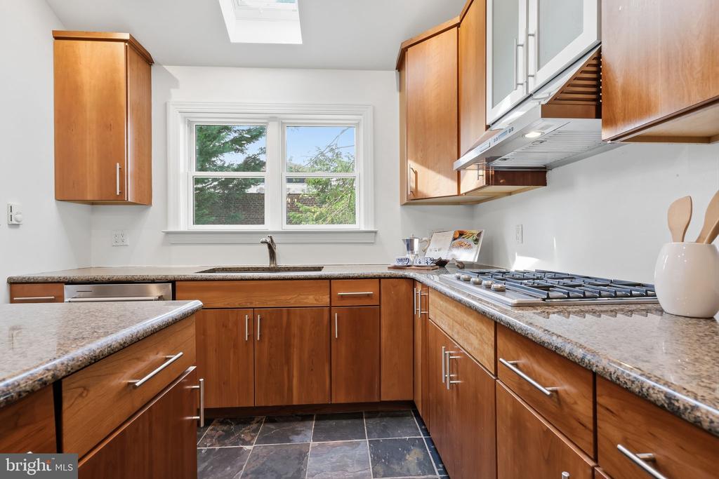 104 GRAYLING AVENUE