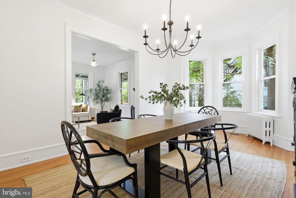 104 GRAYLING AVENUE