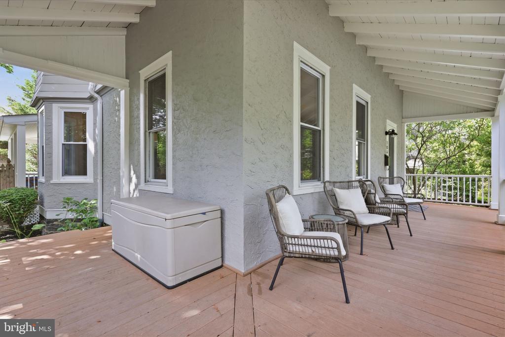 104 GRAYLING AVENUE