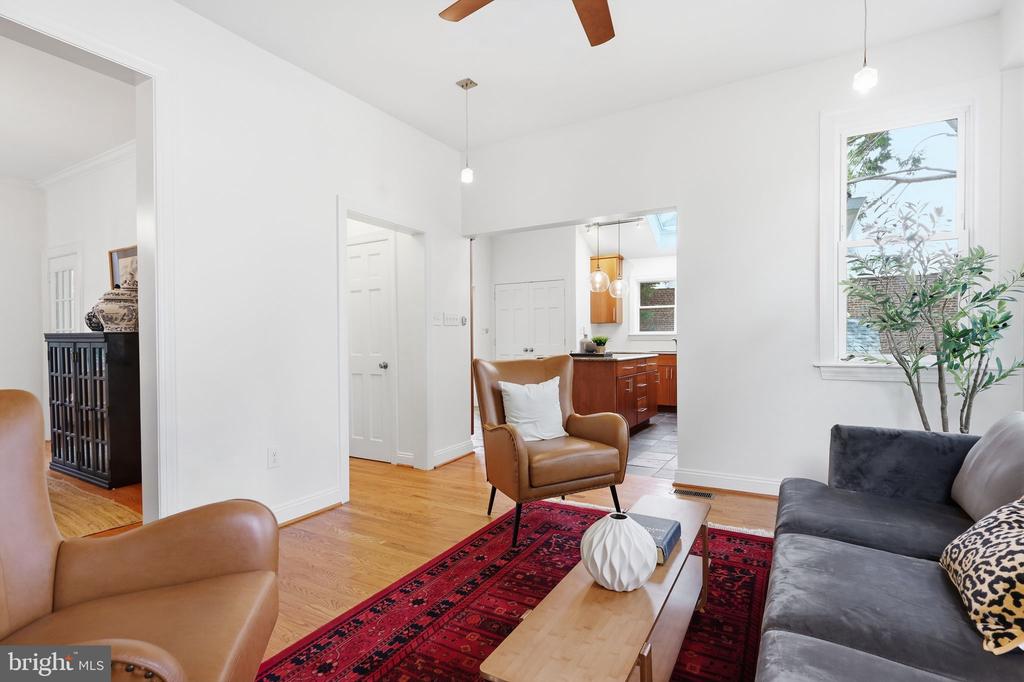 104 GRAYLING AVENUE