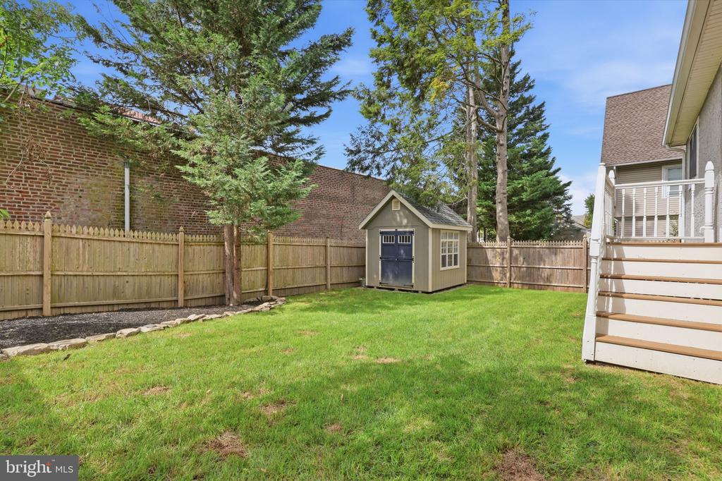 104 GRAYLING AVENUE