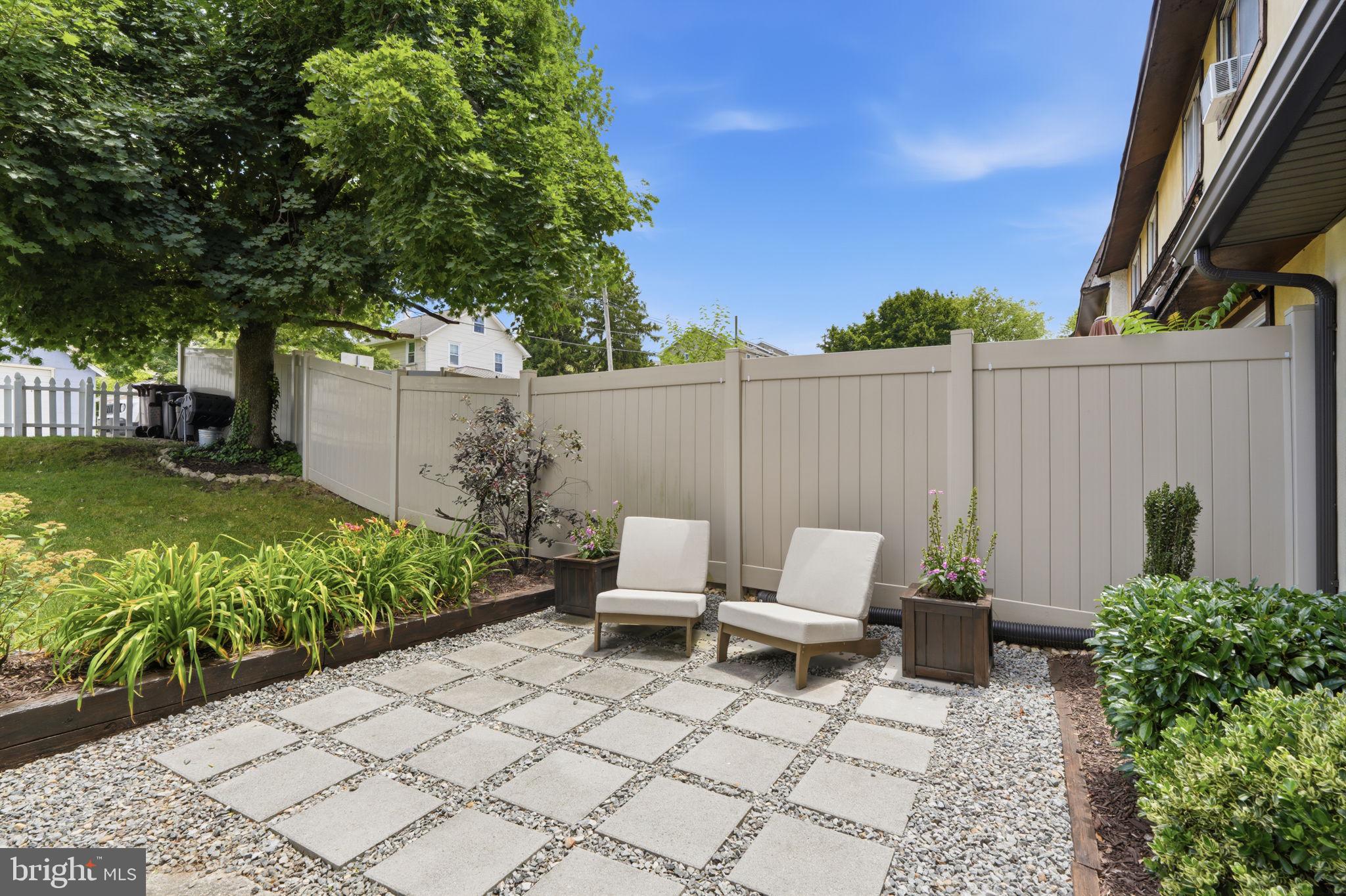 908 GREEN STREET