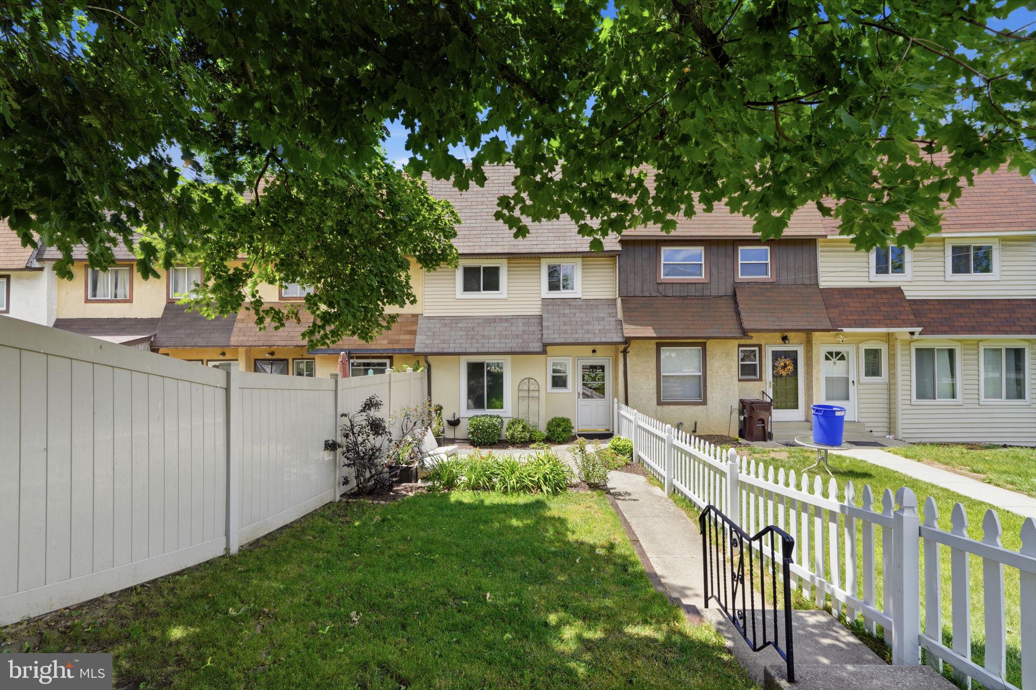 908 GREEN STREET