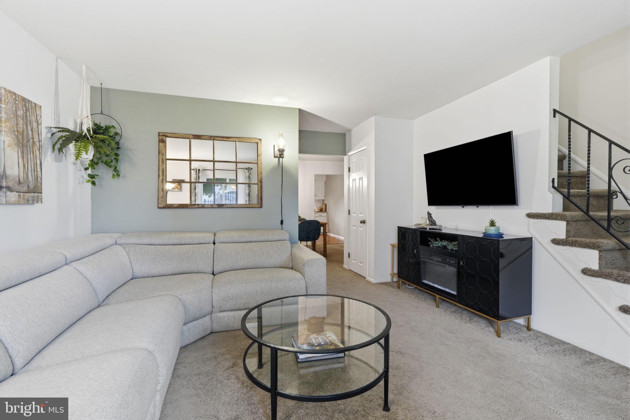 908 GREEN STREET