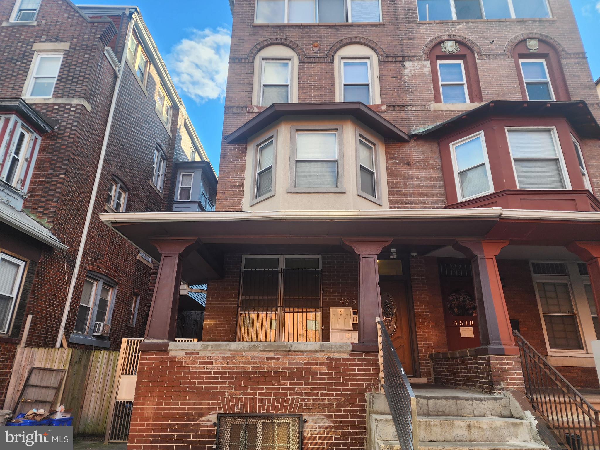 4516 Walnut STREET