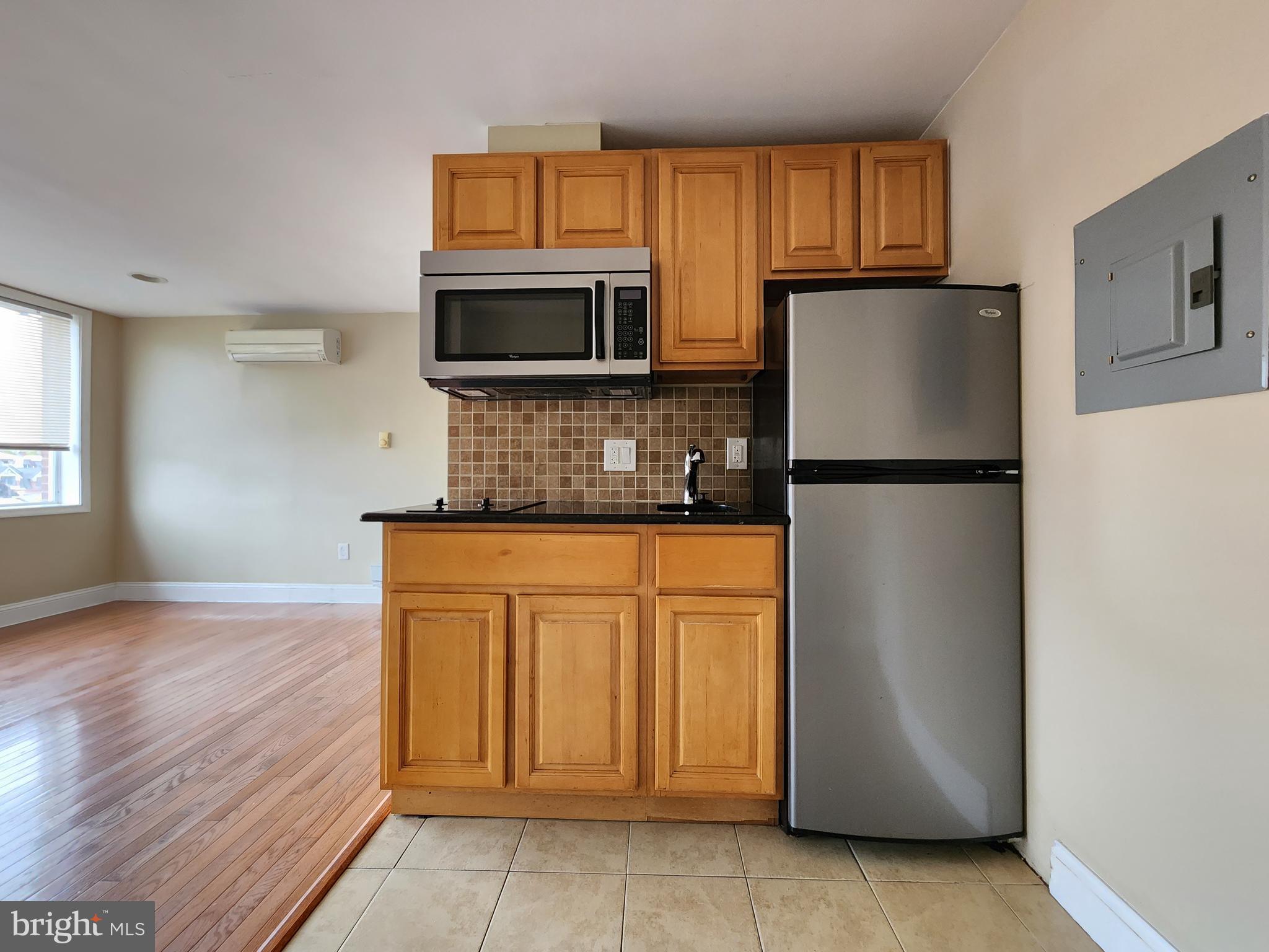 4516 Walnut STREET