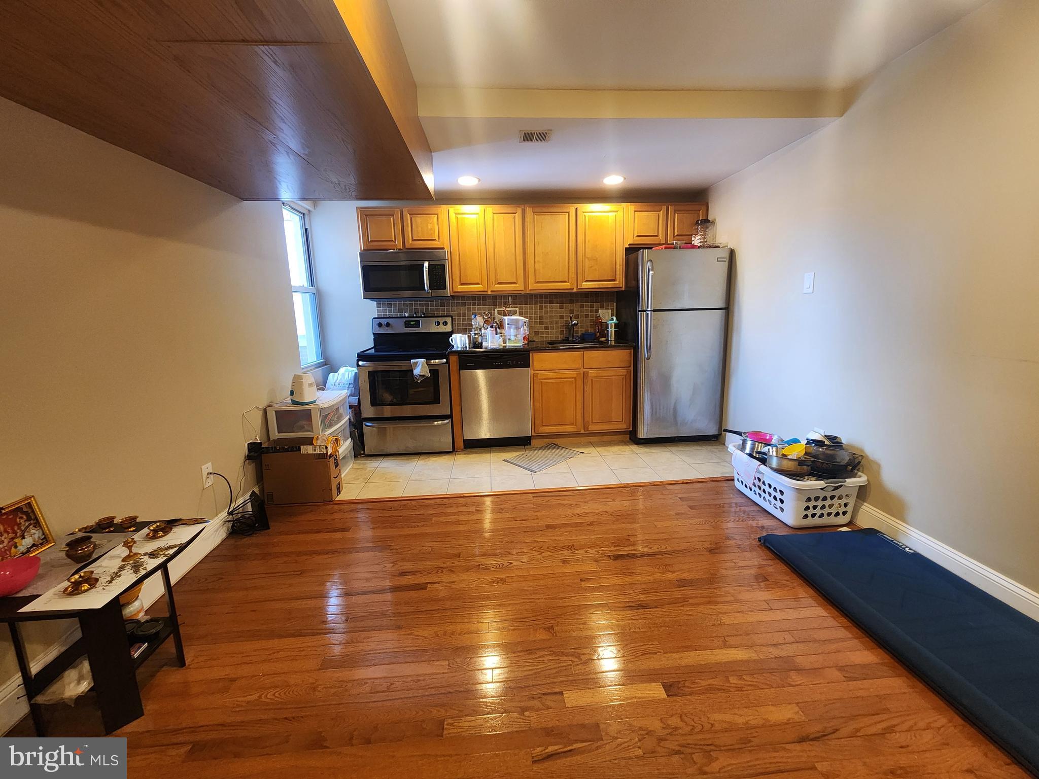 4516 Walnut STREET